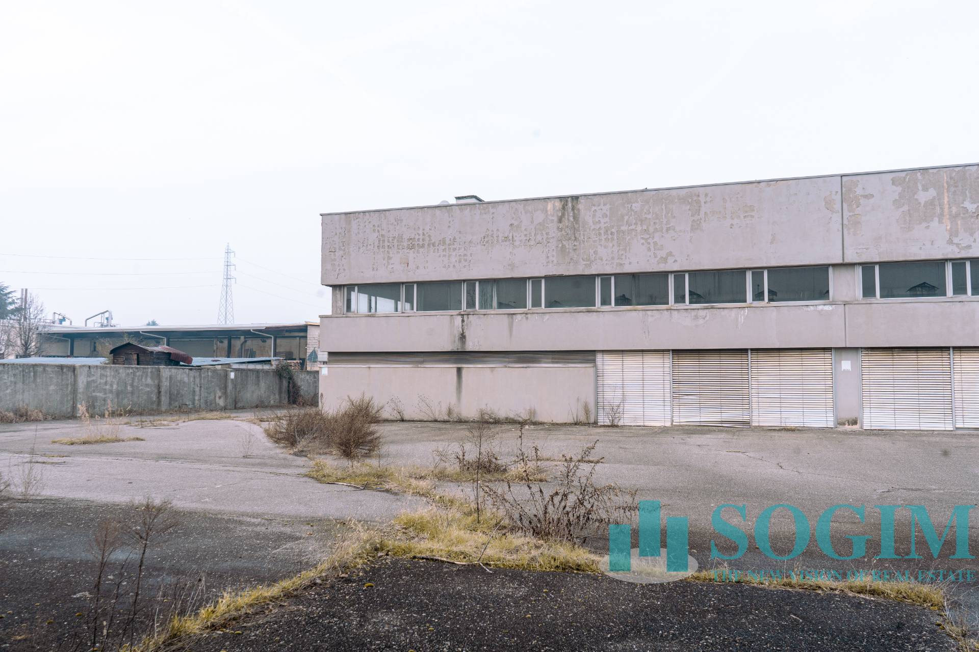 Immagine 2 di Capannone industriale in vendita  in Strada antica per Cassano a Cernusco Sul Naviglio