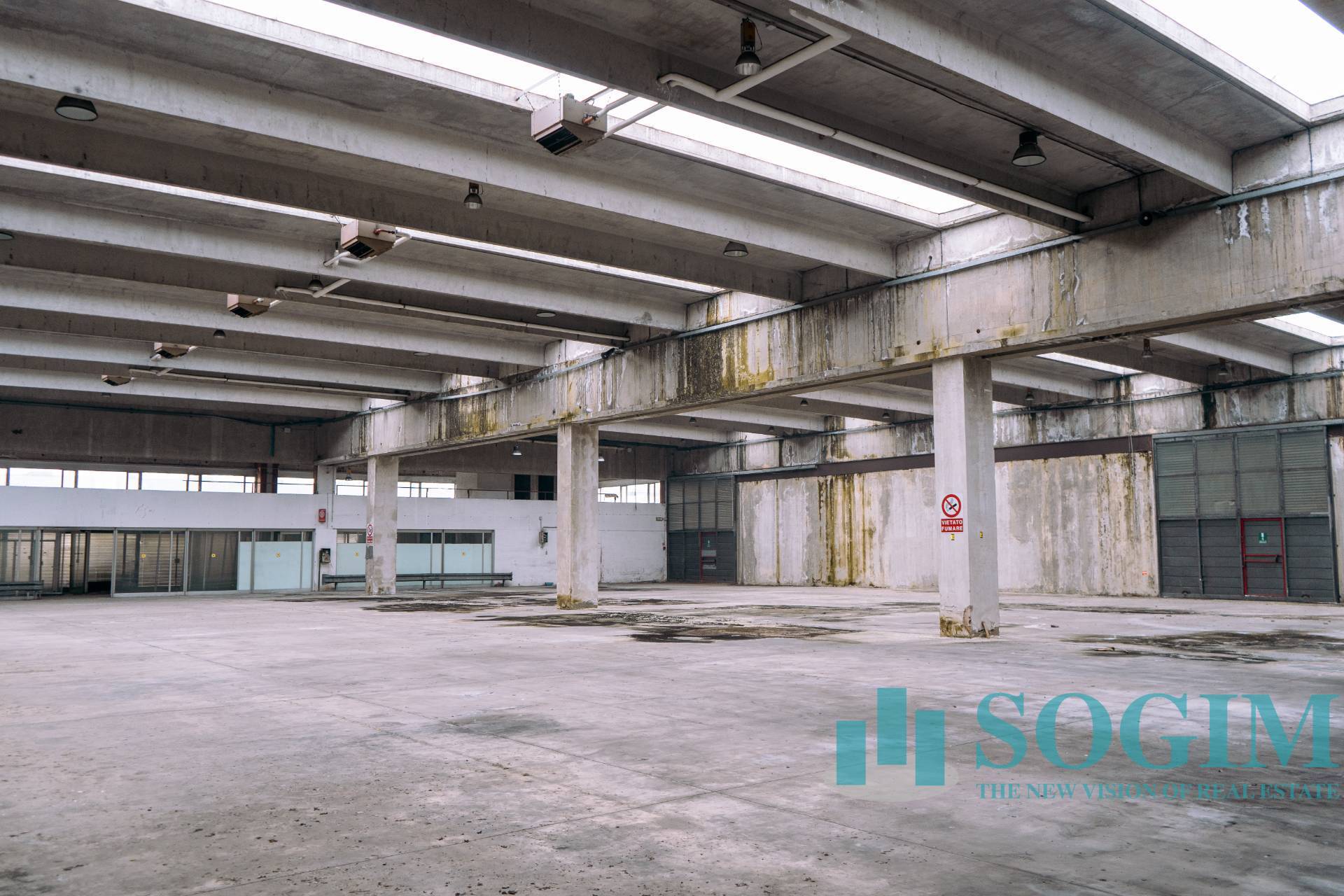 Immagine 8 di Capannone industriale in vendita  in Strada antica per Cassano a Cernusco Sul Naviglio