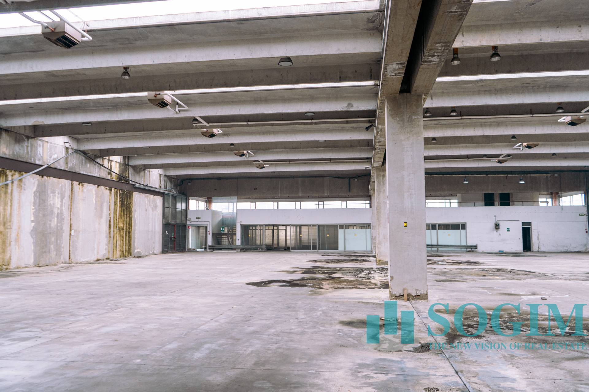 Immagine 9 di Capannone industriale in vendita  in Strada antica per Cassano a Cernusco Sul Naviglio