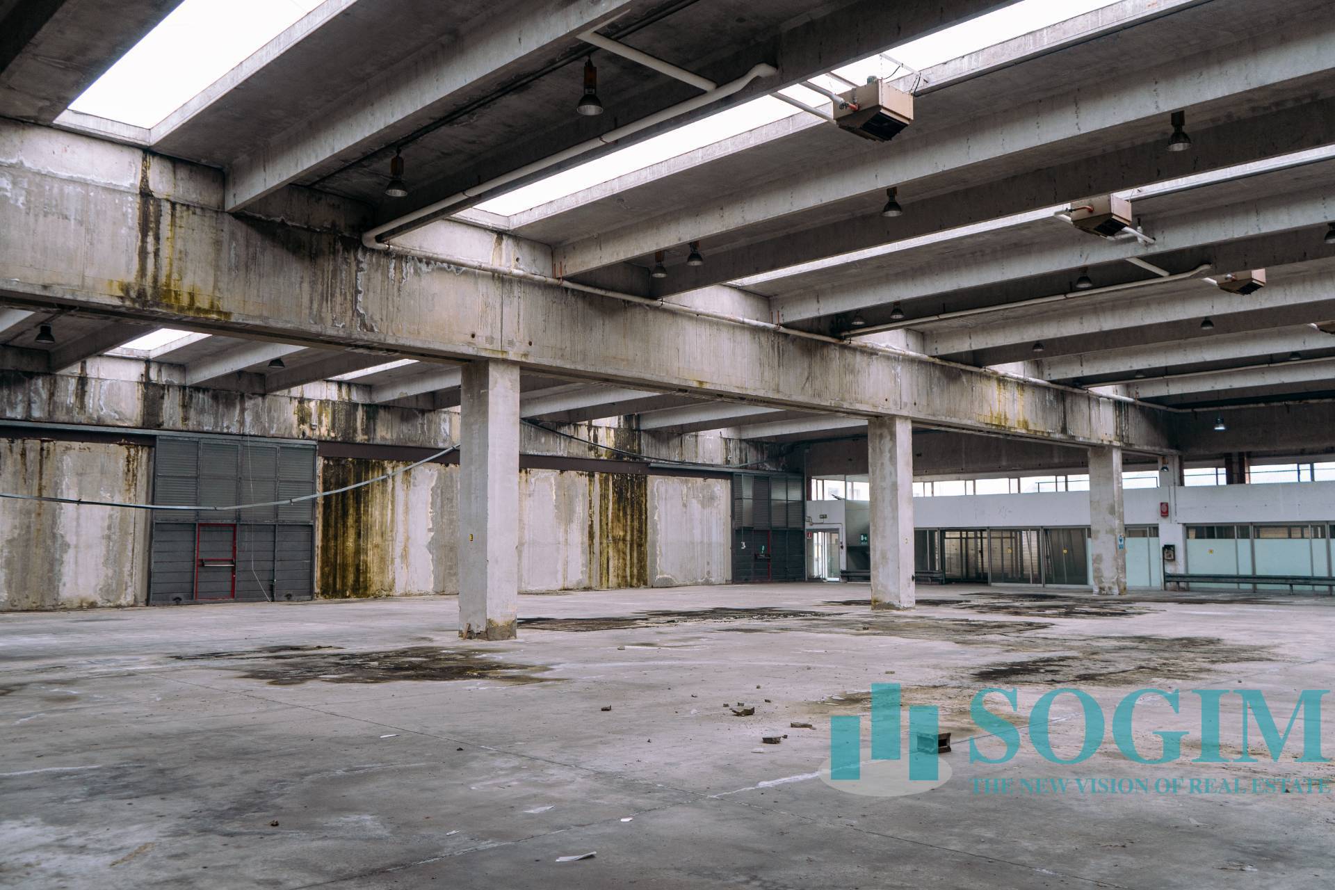 Immagine 10 di Capannone industriale in vendita  in Strada antica per Cassano a Cernusco Sul Naviglio