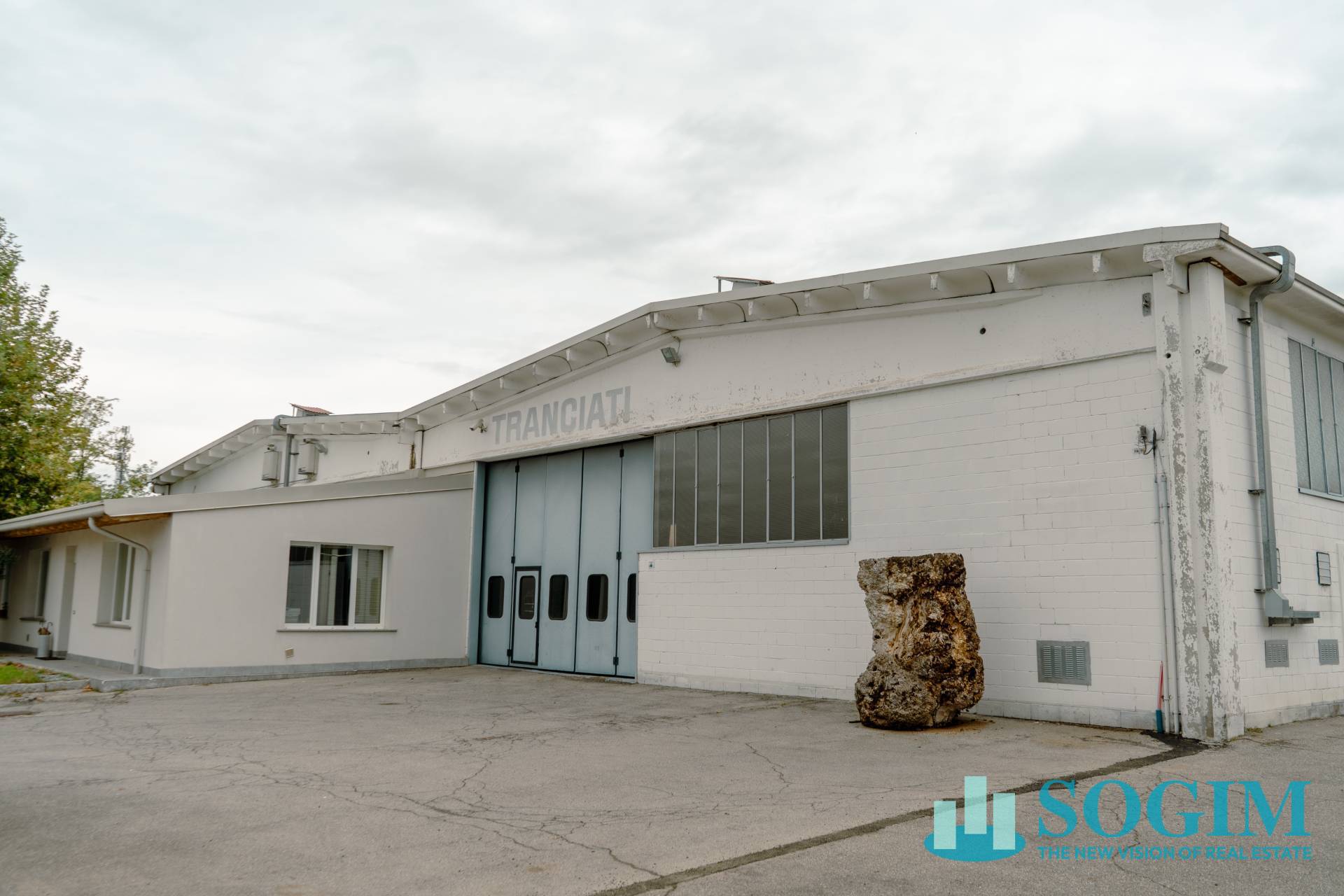 Immagine 7 di Capannone industriale in vendita  in Viale Industria a Lentate Sul Seveso