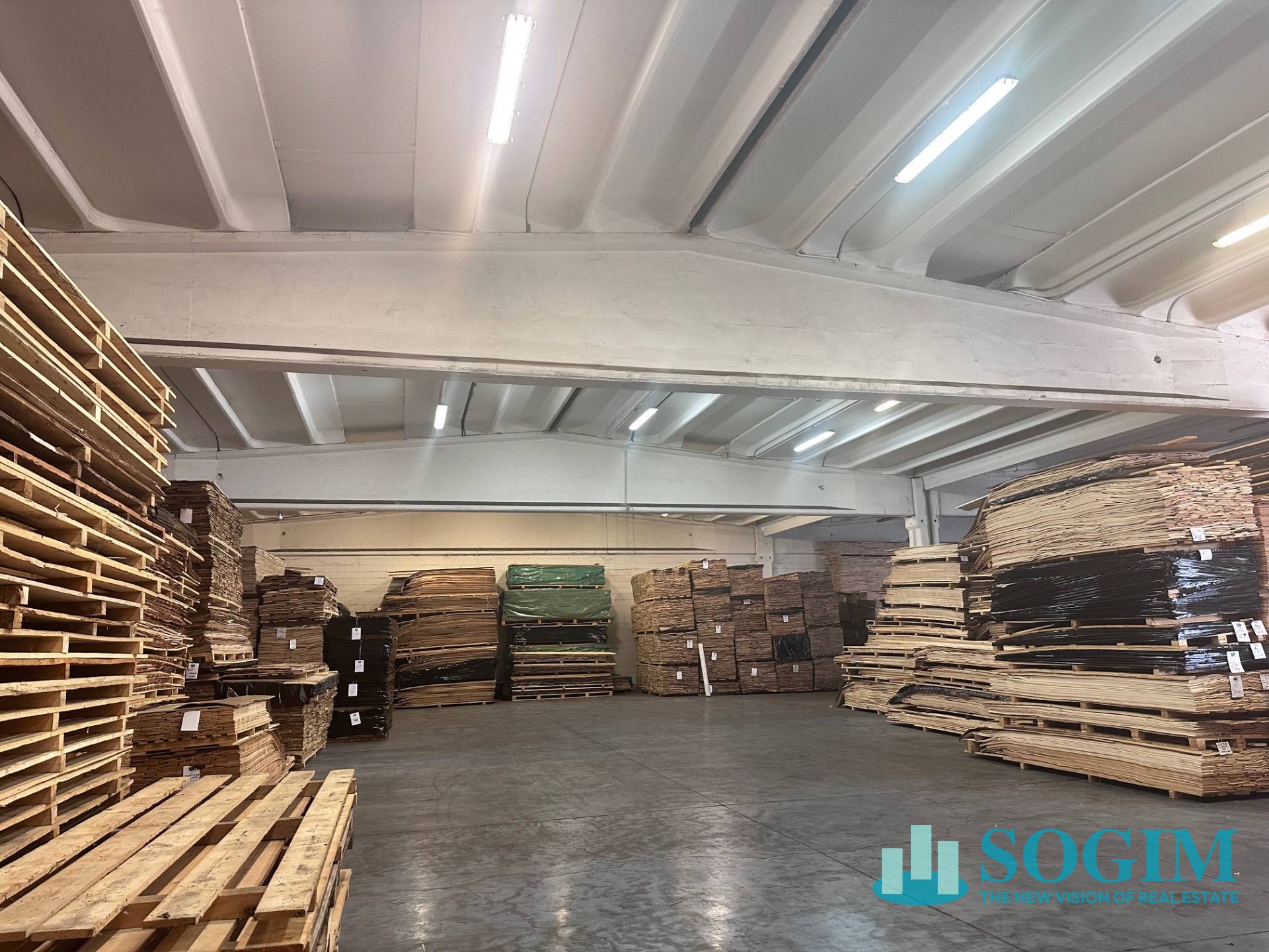 Immagine 15 di Capannone industriale in vendita  in Viale Industria a Lentate Sul Seveso