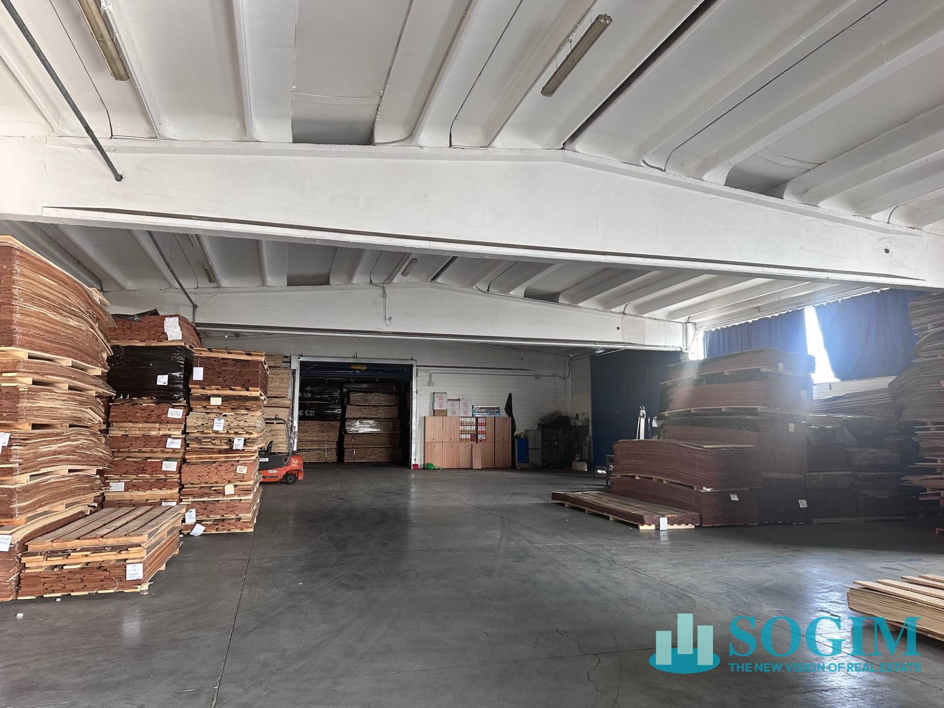 Immagine 17 di Capannone industriale in vendita  in Viale Industria a Lentate Sul Seveso