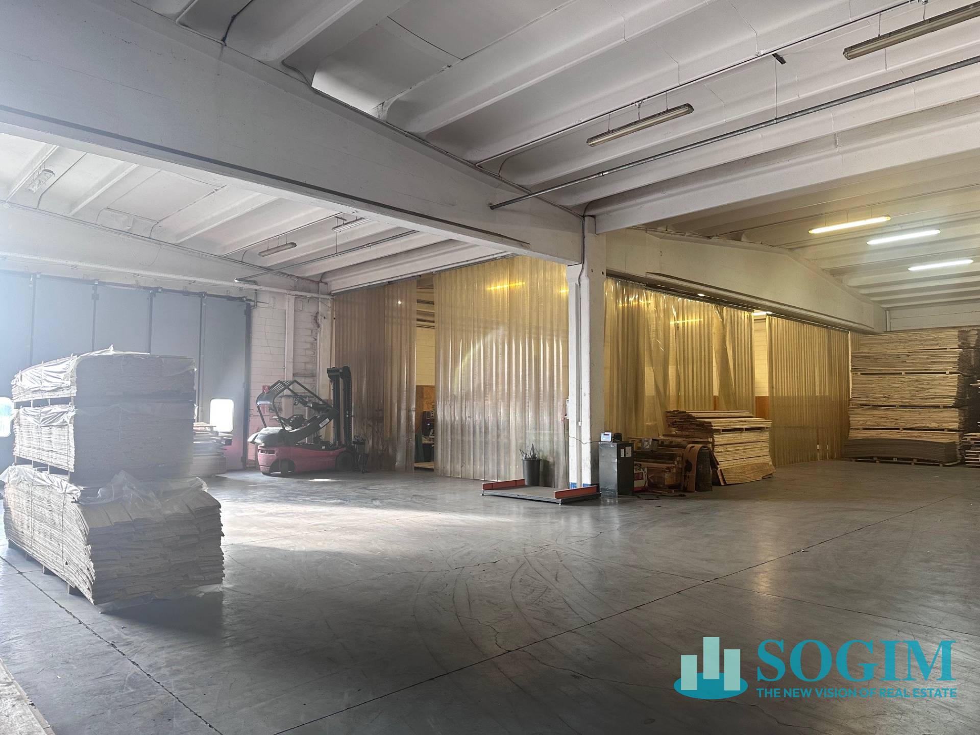 Immagine 19 di Capannone industriale in vendita  in Viale Industria a Lentate Sul Seveso