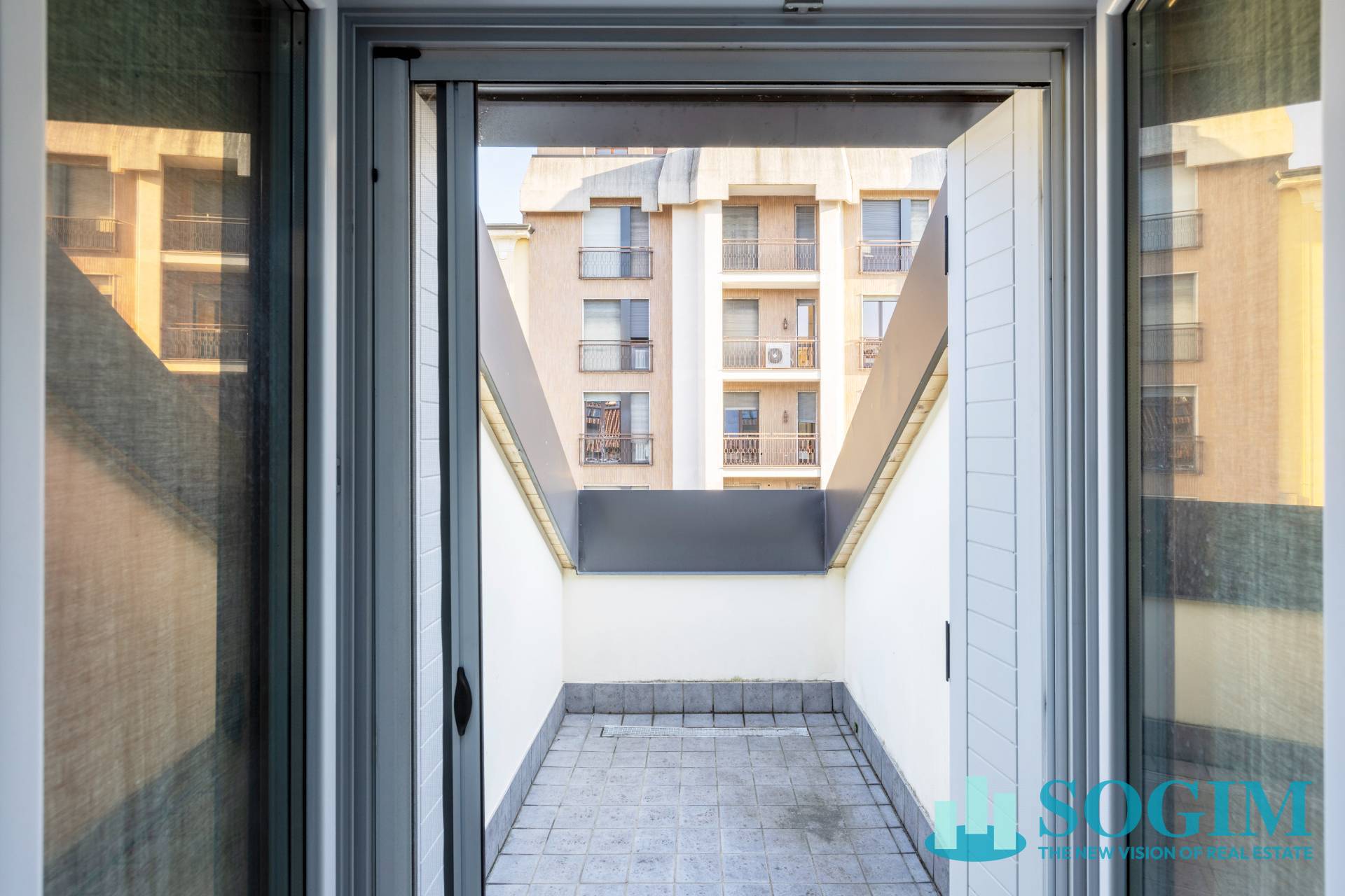 Immagine 21 di Appartamento in vendita  a Monza