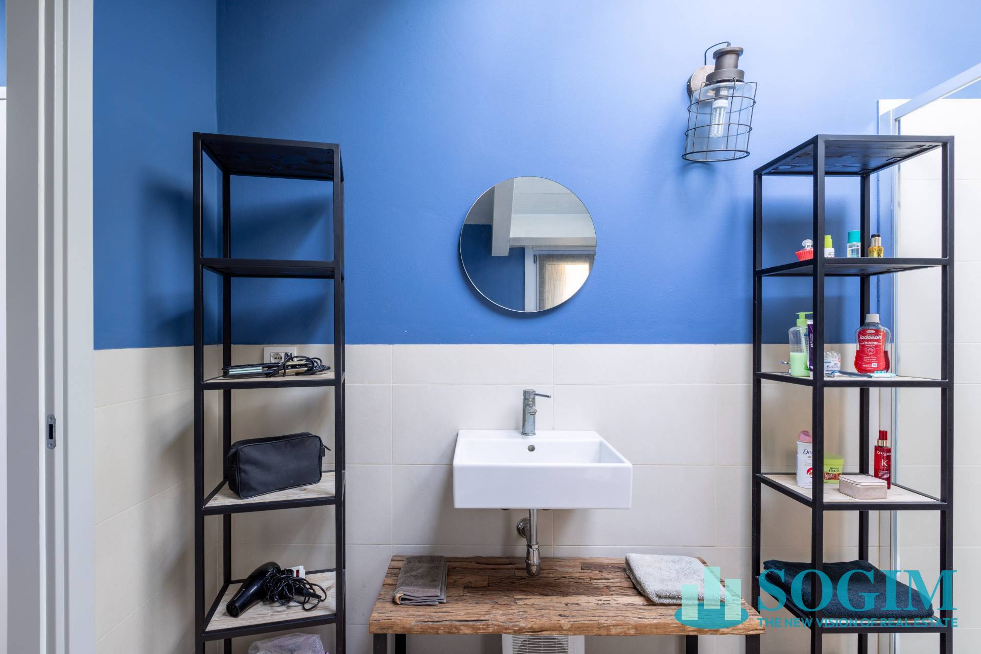 Immagine 16 di Appartamento in vendita  a Monza