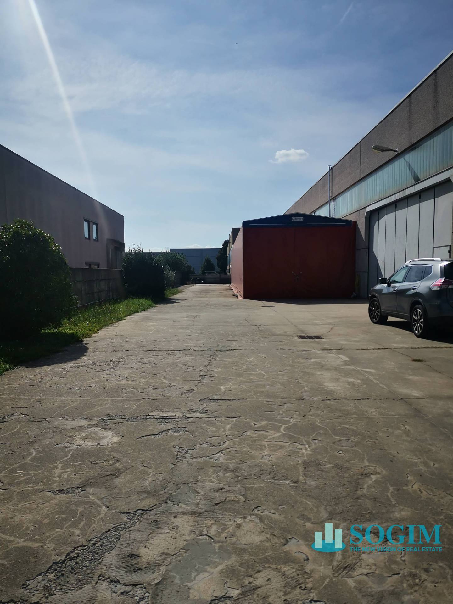 Immagine 2 di Capannone industriale in affitto  in Venegoni 22/A a Bareggio