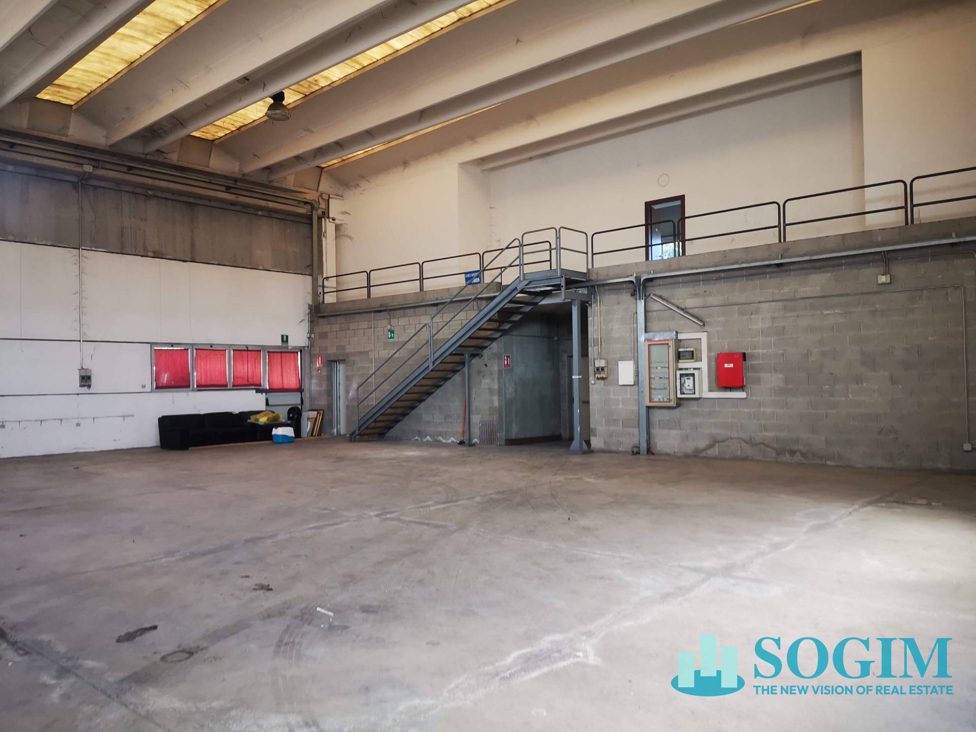 Immagine 4 di Capannone industriale in affitto  in Venegoni 22/A a Bareggio