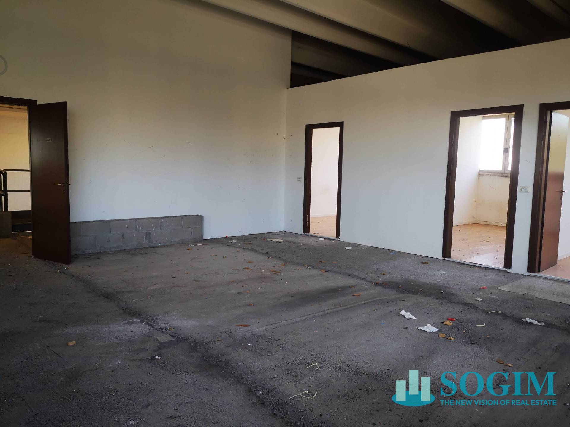 Immagine 8 di Capannone industriale in affitto  in Venegoni 22/A a Bareggio