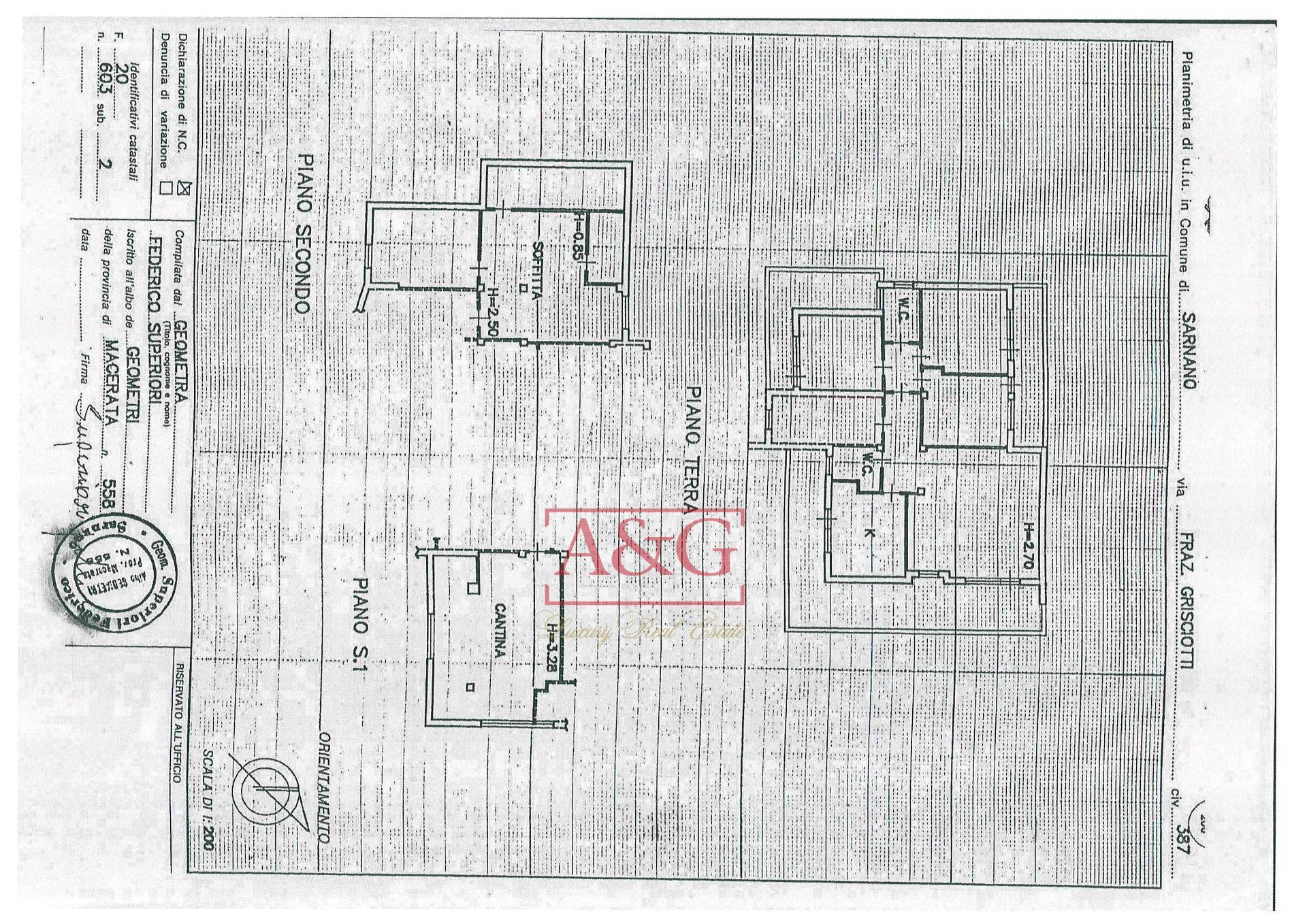 Immagine 27 di Appartamento in vendita  a Sarnano