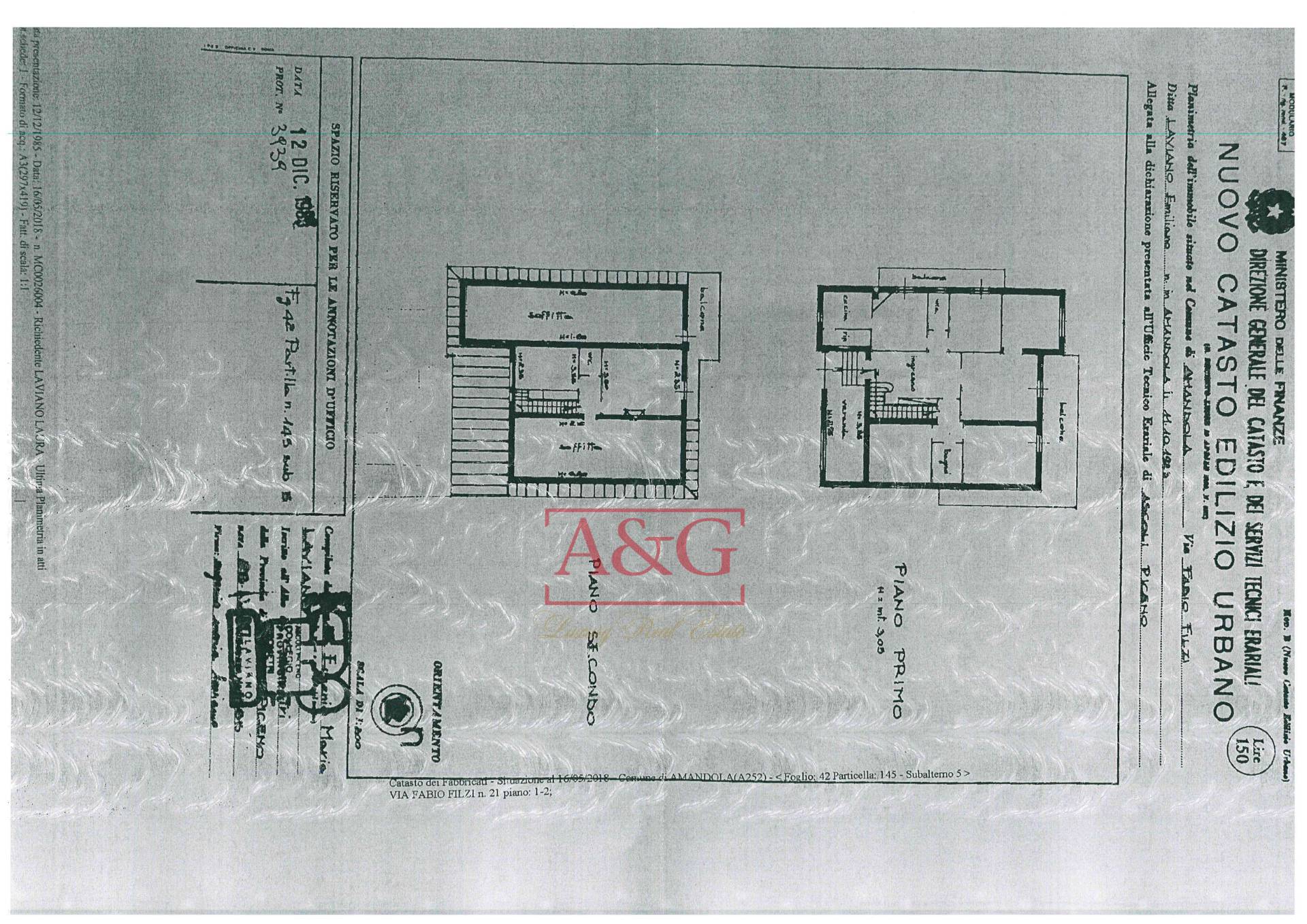 Immagine 41 di Villa in vendita  in fabio filzi a Amandola