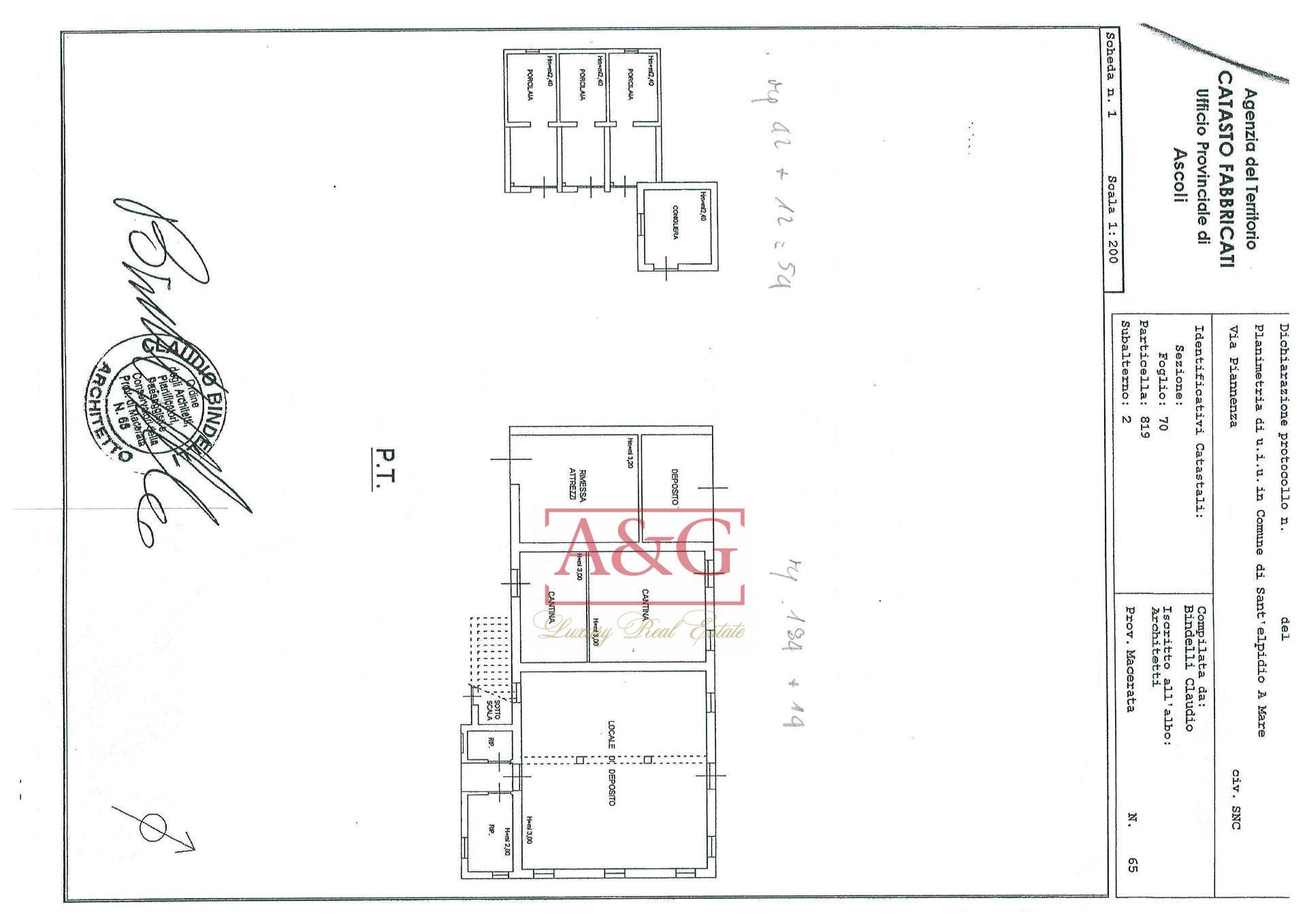 Immagine 38 di Rustico / casale in vendita  in Strada Piannenza a Sant'elpidio A Mare
