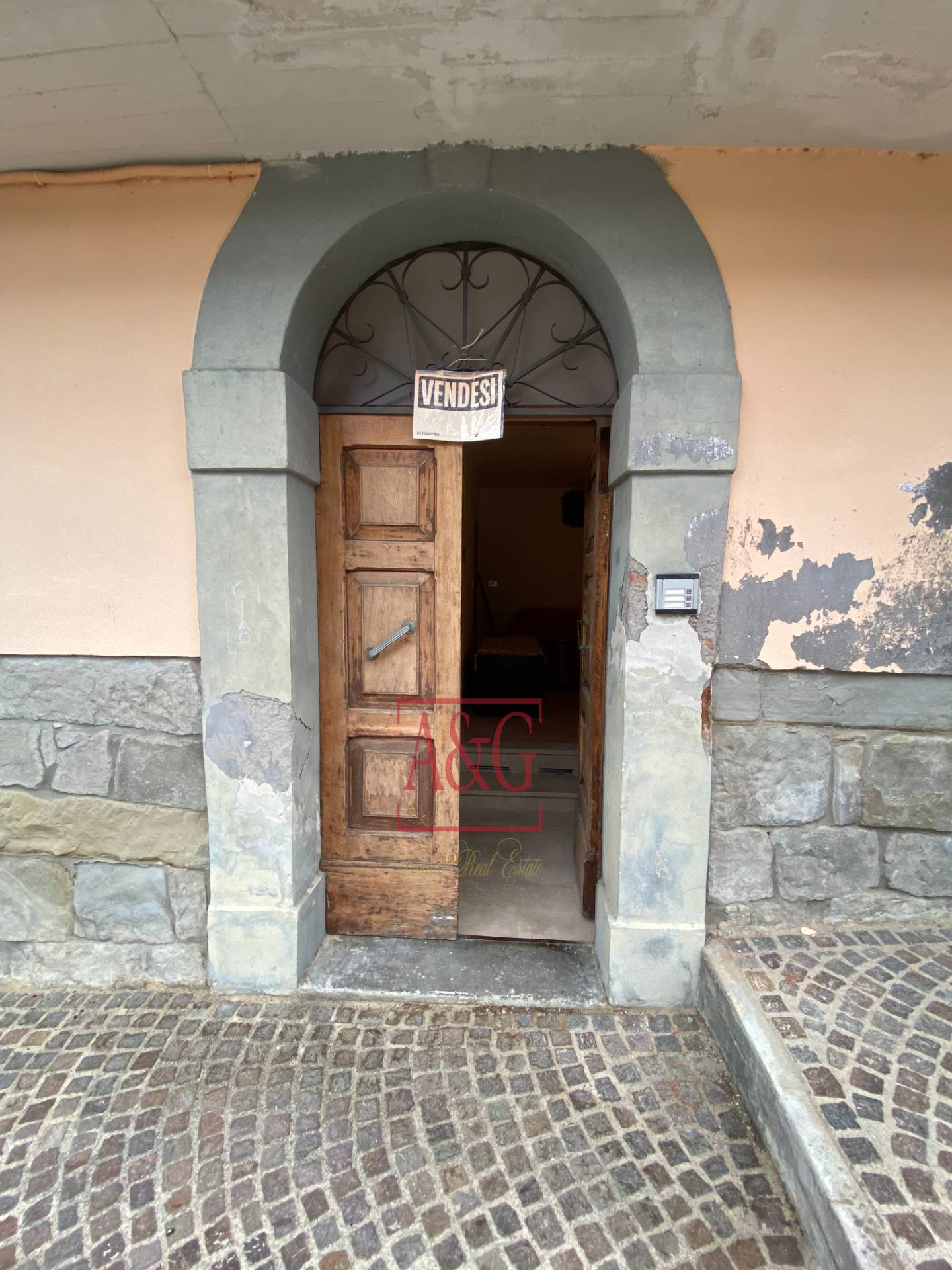 Immagine 4 di Casa indipendente in vendita  in Località Piano a Montegallo