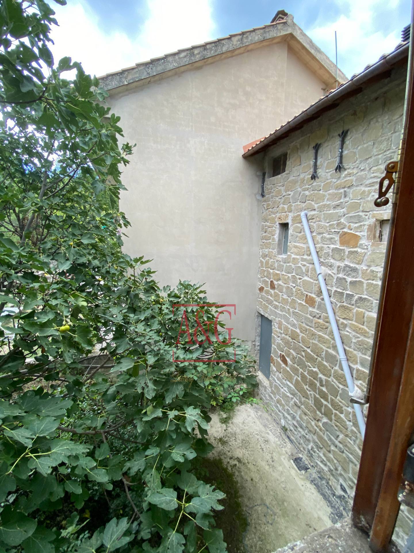 Immagine 31 di Casa indipendente in vendita  in Località Piano a Montegallo