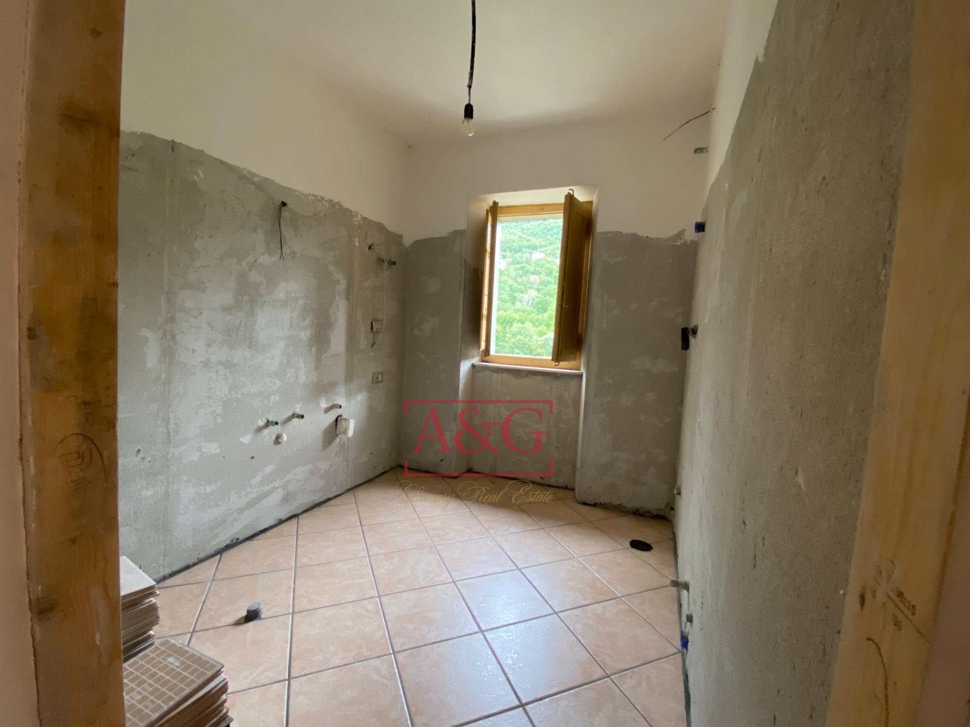 Immagine 38 di Casa indipendente in vendita  in Località Piano a Montegallo