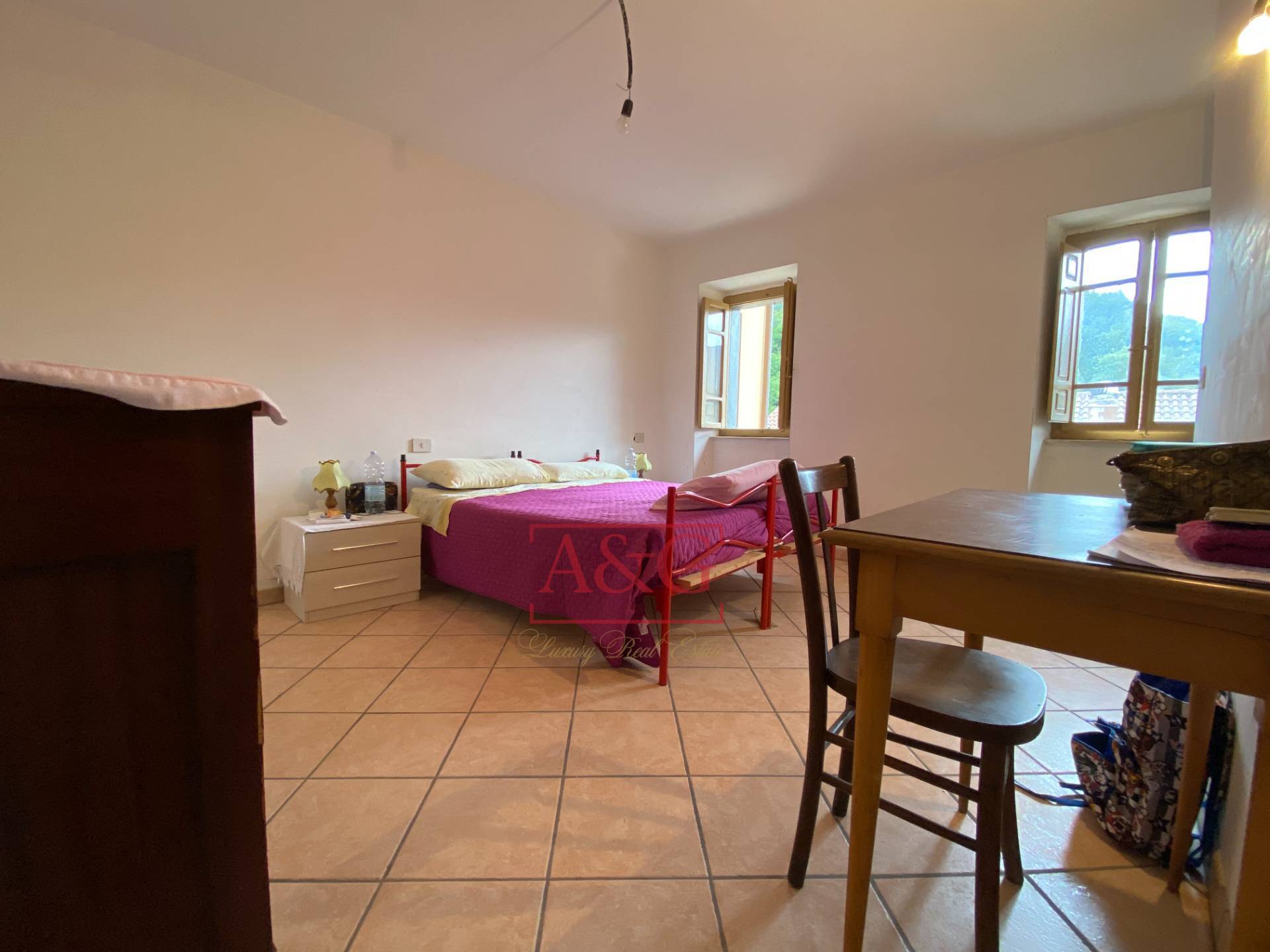 Immagine 12 di Casa indipendente in vendita  in Località Piano a Montegallo