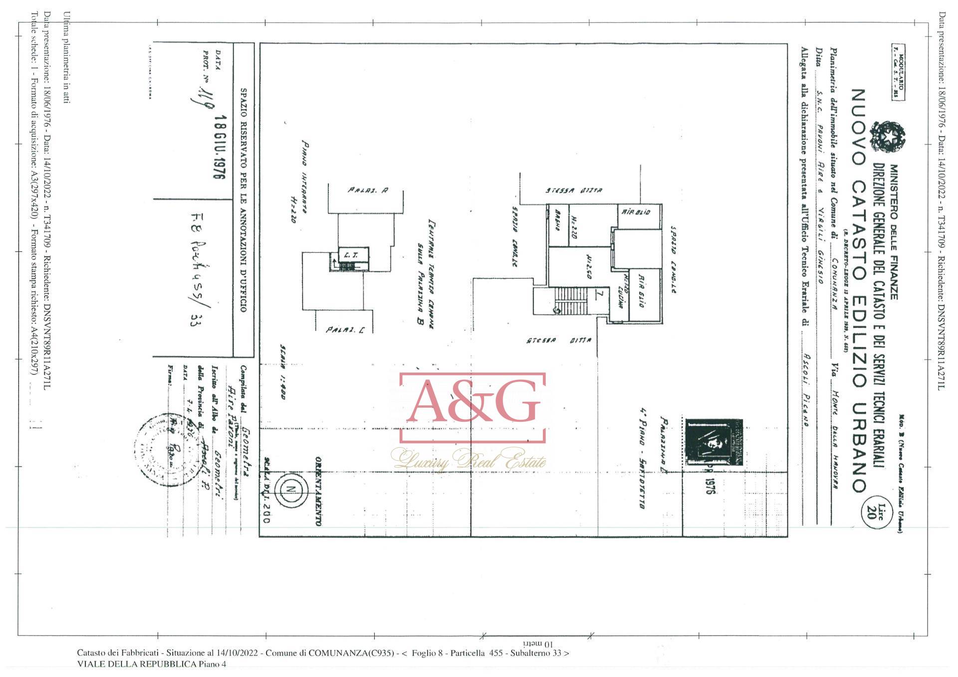 Immagine 26 di Attico in vendita  in Via Della Repubblica 27 a Comunanza