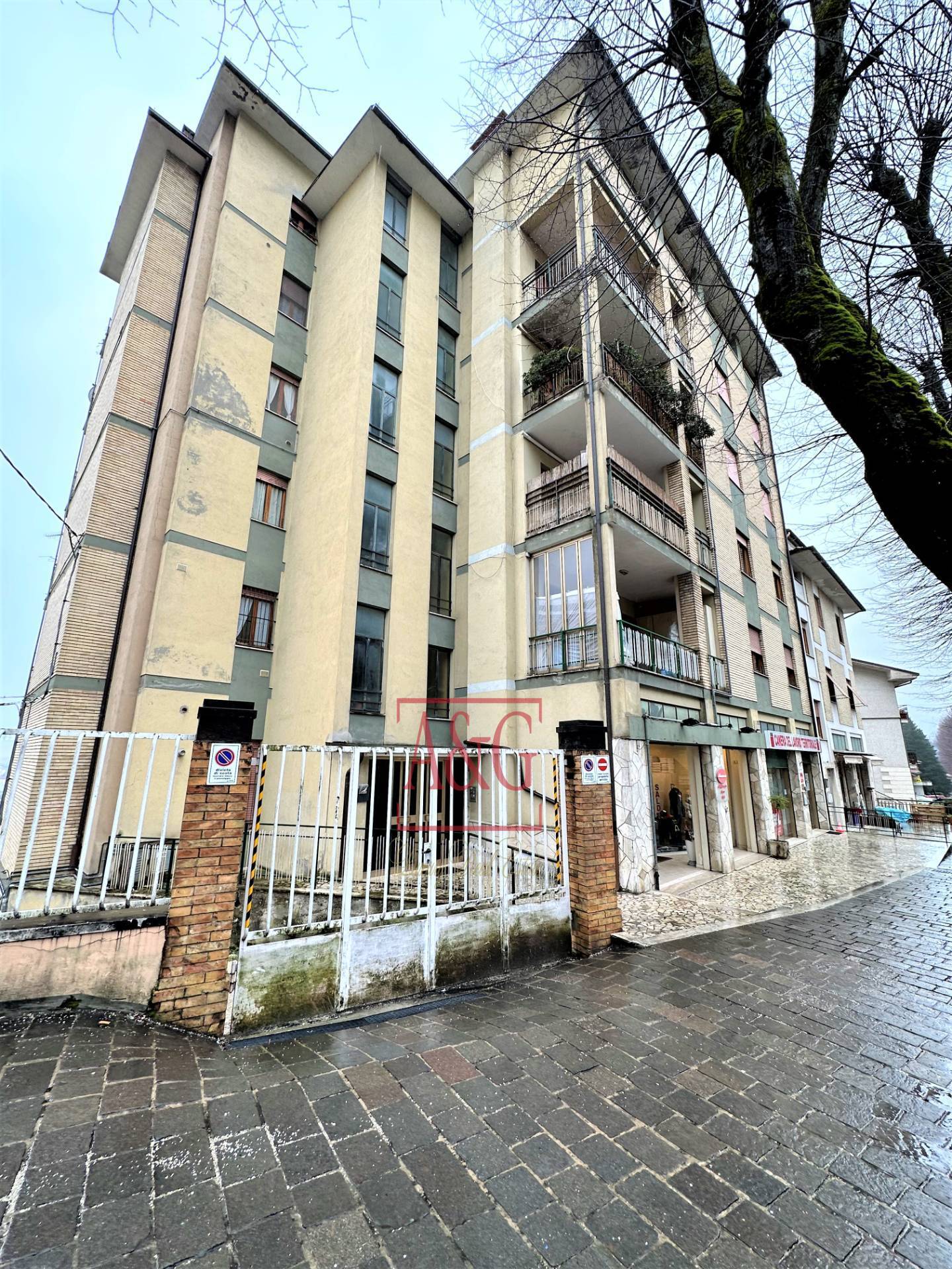 Immagine 2 di Appartamento in vendita  in Via Cesare Battisti 79 a Amandola