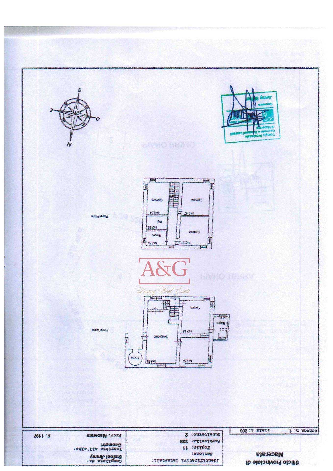 Immagine 60 di Rustico / casale in vendita  in C.DA VALLE a Gualdo