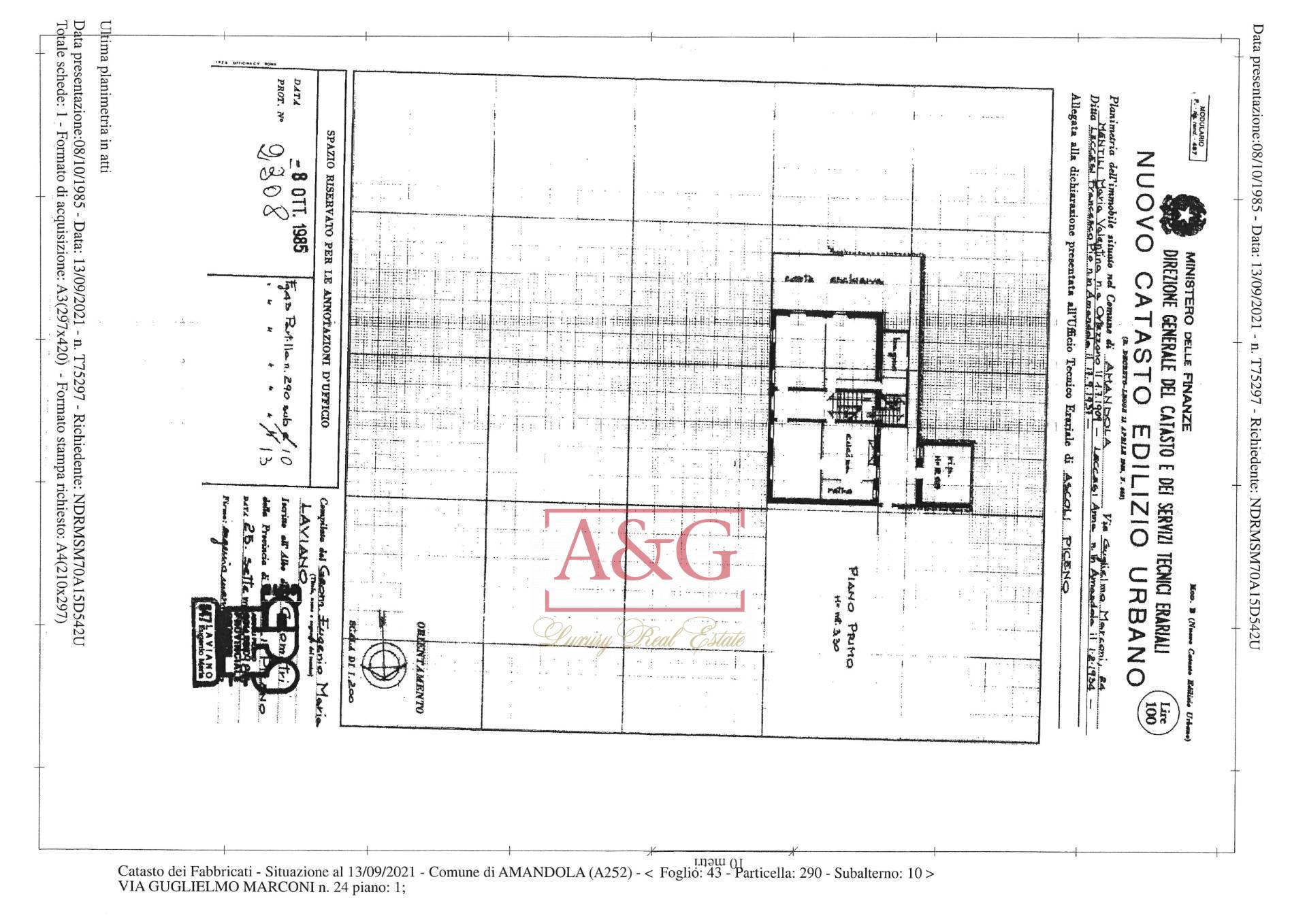 Immagine 35 di Casa indipendente in vendita  in Via Guglielmo Marconi 24 a Amandola
