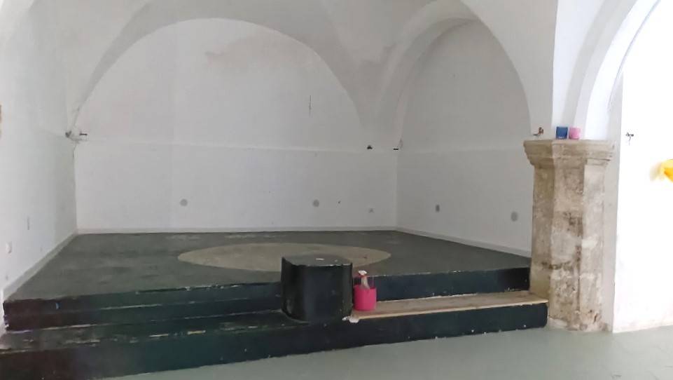 Immagine 14 di Locale commerciale in vendita  in Via San Basilio 37 a Palermo