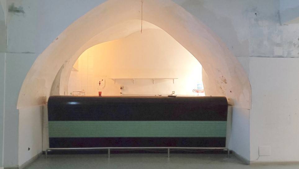 Immagine 5 di Locale commerciale in vendita  in Via San Basilio 37 a Palermo