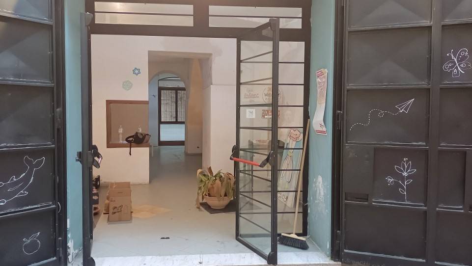 Immagine 21 di Locale commerciale in vendita  in Via San Basilio 37 a Palermo