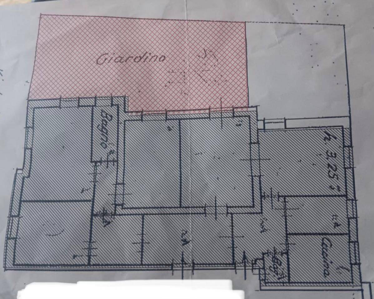 Immagine 23 di Appartamento in vendita  in Viale Bruno Buozzi a Roma