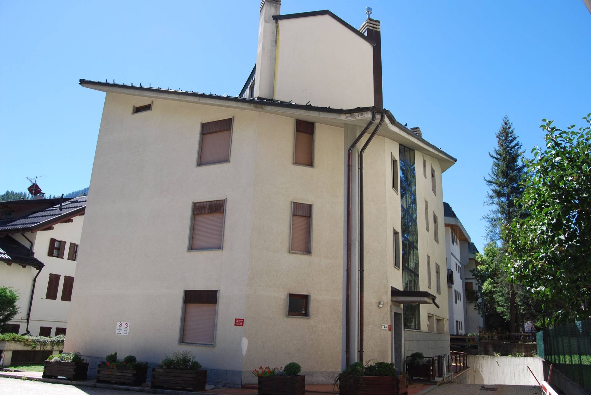 Immagine 19 di Appartamento in vendita  in via Medail 74 a Bardonecchia