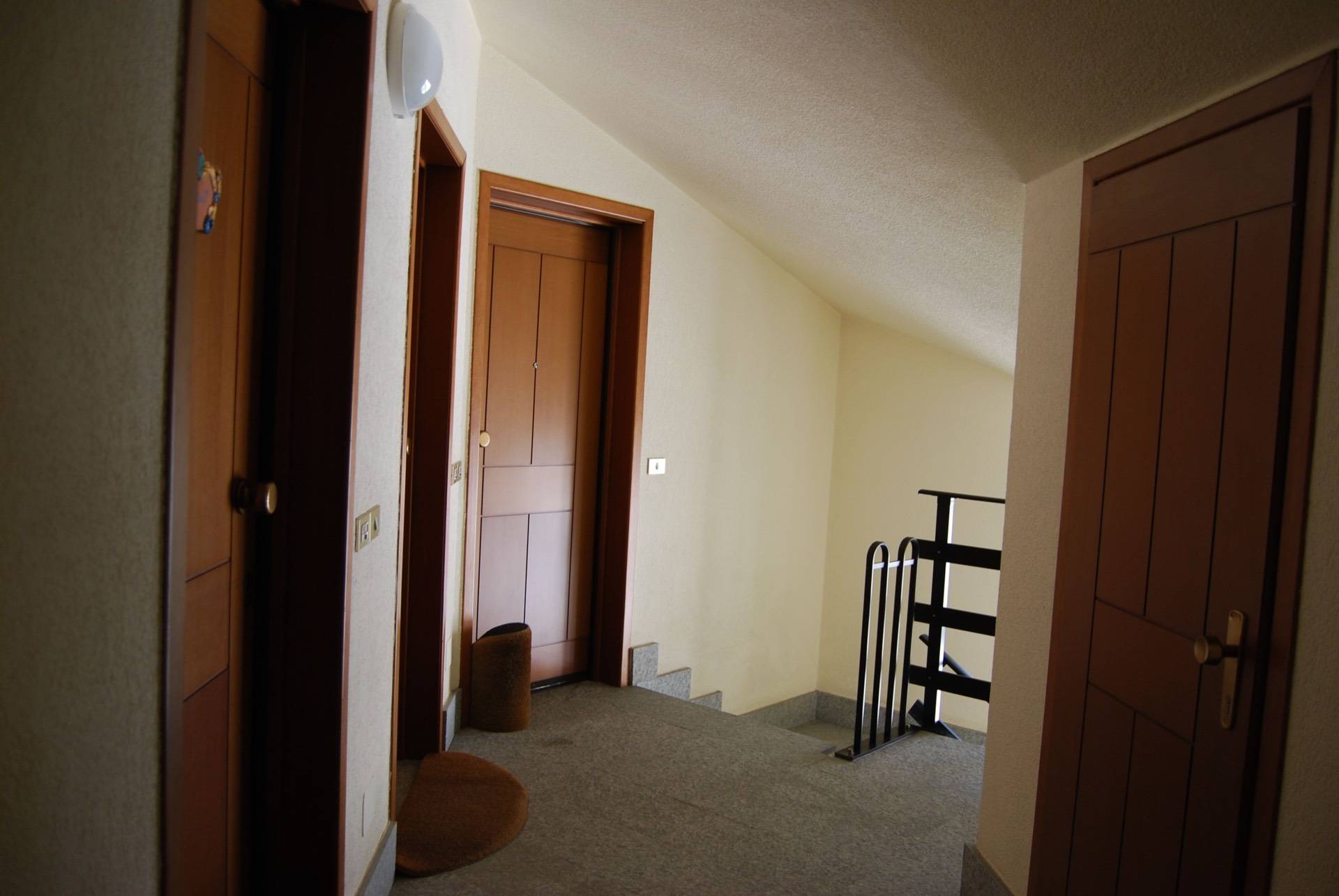 Immagine 24 di Appartamento in vendita  in via Medail 74 a Bardonecchia