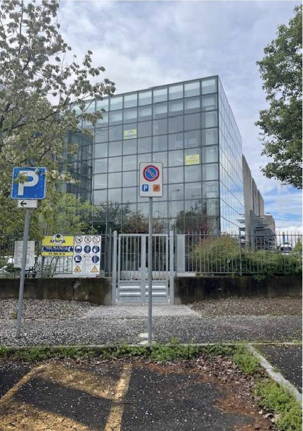 Immagine 10 di Locale commerciale in affitto  in Corso Canonico Giuseppe Allamano 60 a Grugliasco