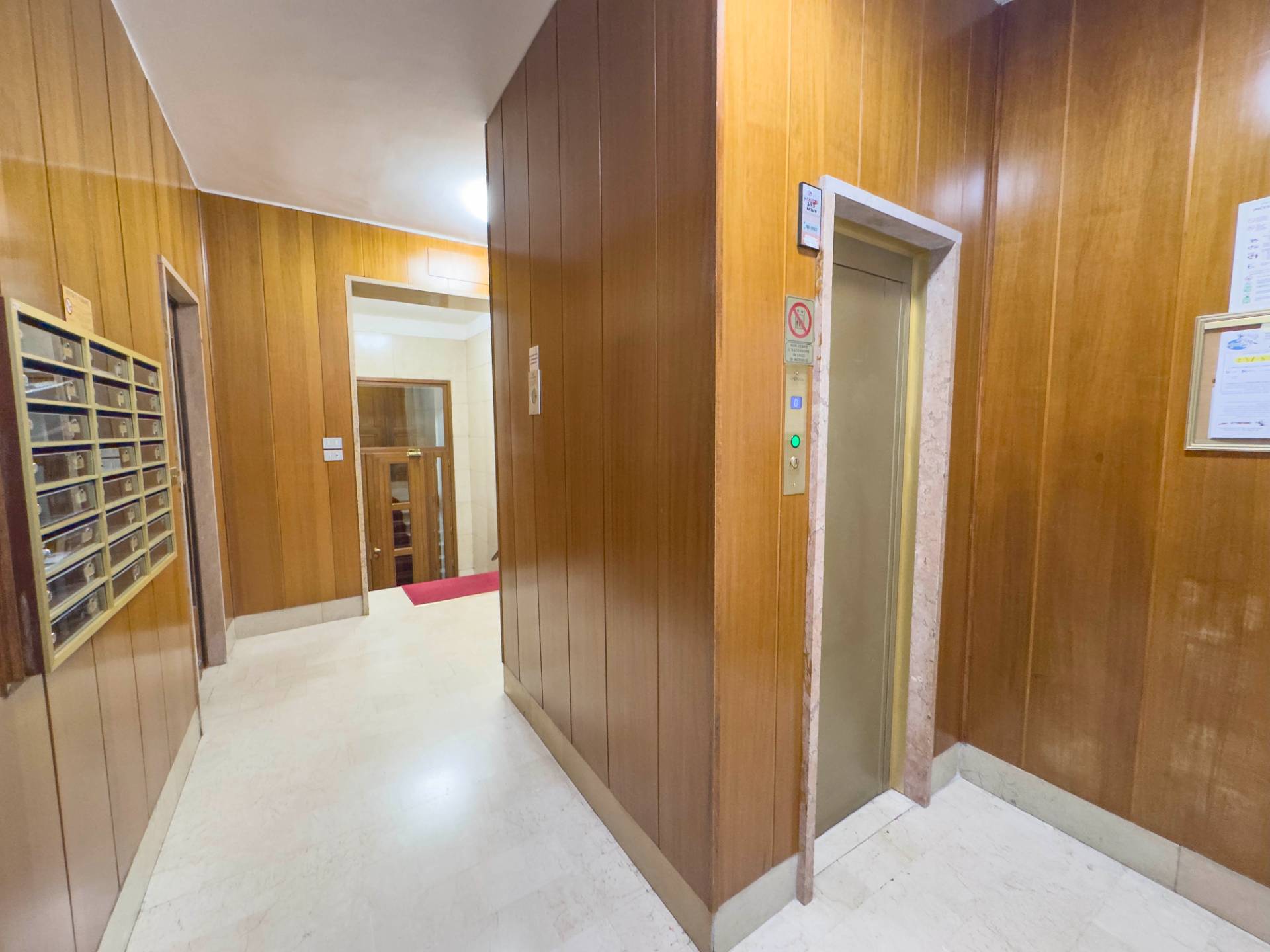 Immagine 13 di Appartamento in affitto  in Corso Re Umberto a Torino