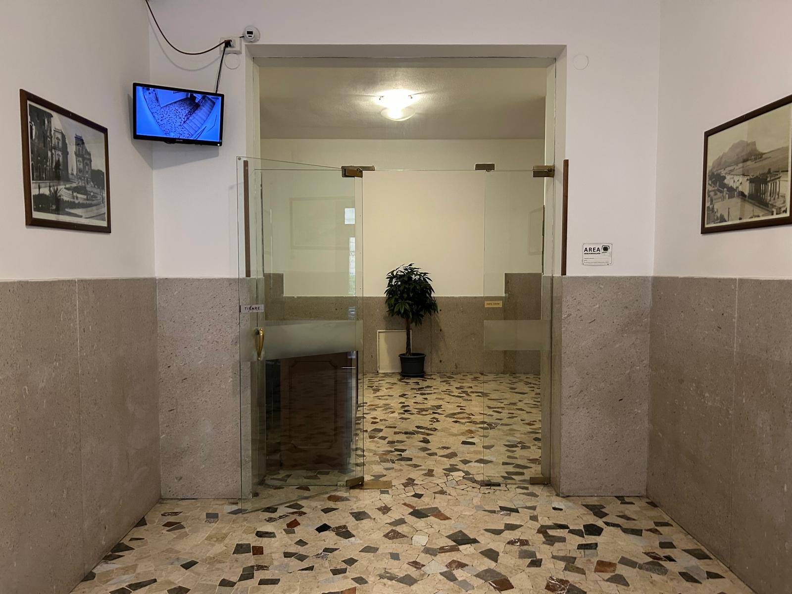 Immagine 5 di Appartamento in vendita  in Via Del Granatiere 33 a Palermo