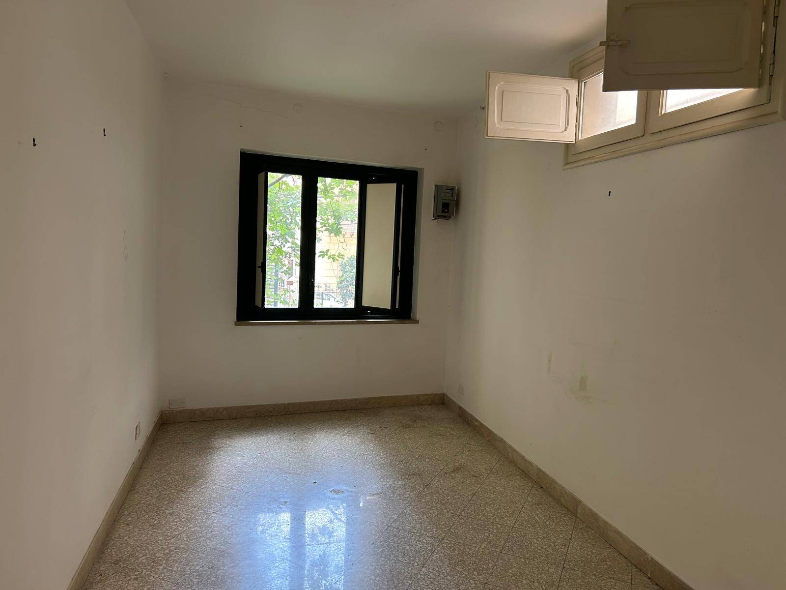 Immagine 13 di Ufficio in affitto  in Via Giuseppe De Spuches 4 a Palermo