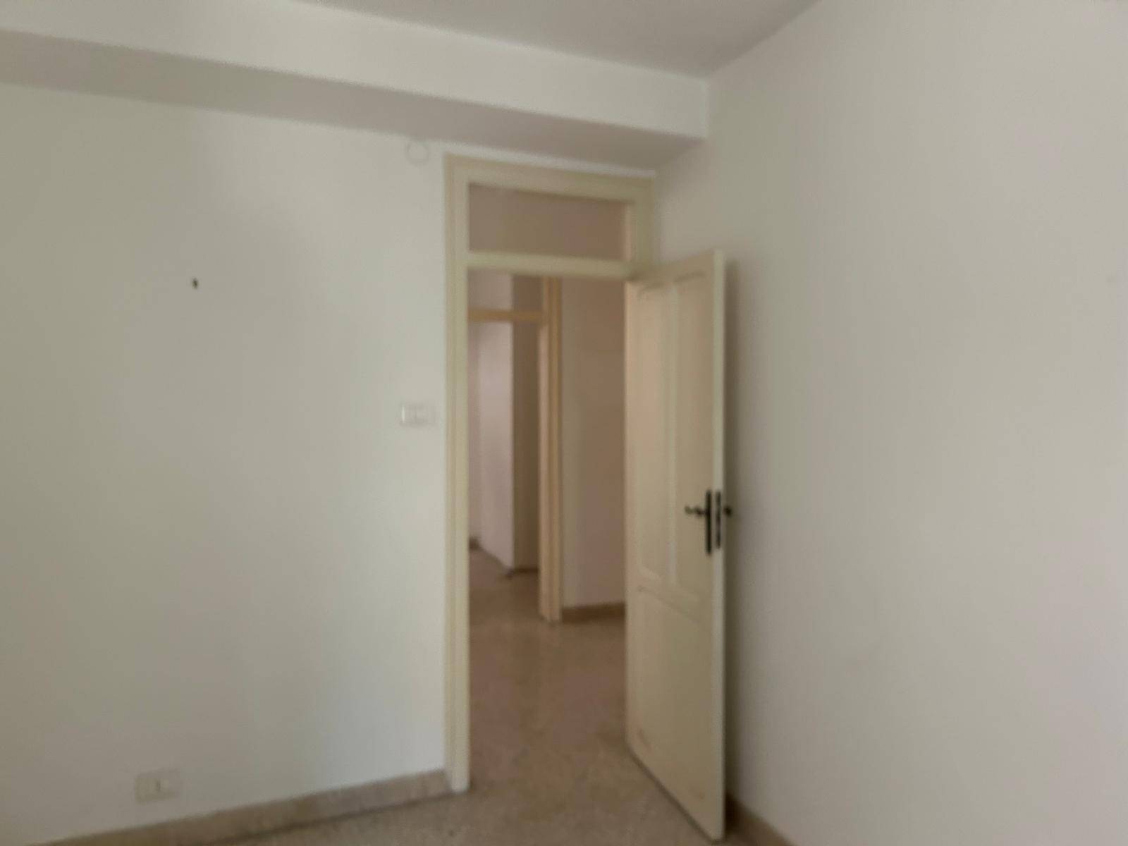 Immagine 16 di Ufficio in affitto  in Via Giuseppe De Spuches 4 a Palermo