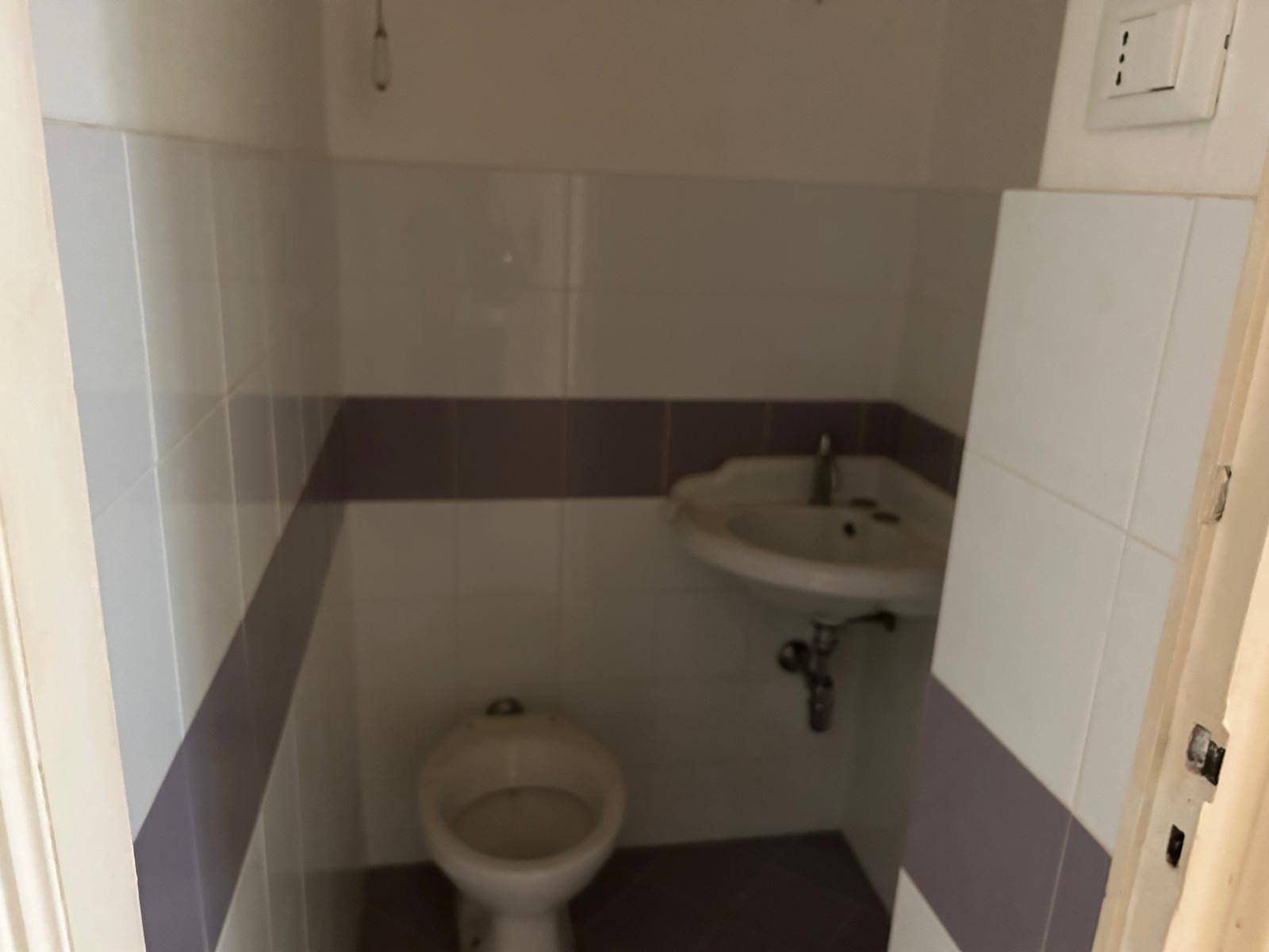 Immagine 20 di Ufficio in affitto  in Via Giuseppe De Spuches 4 a Palermo