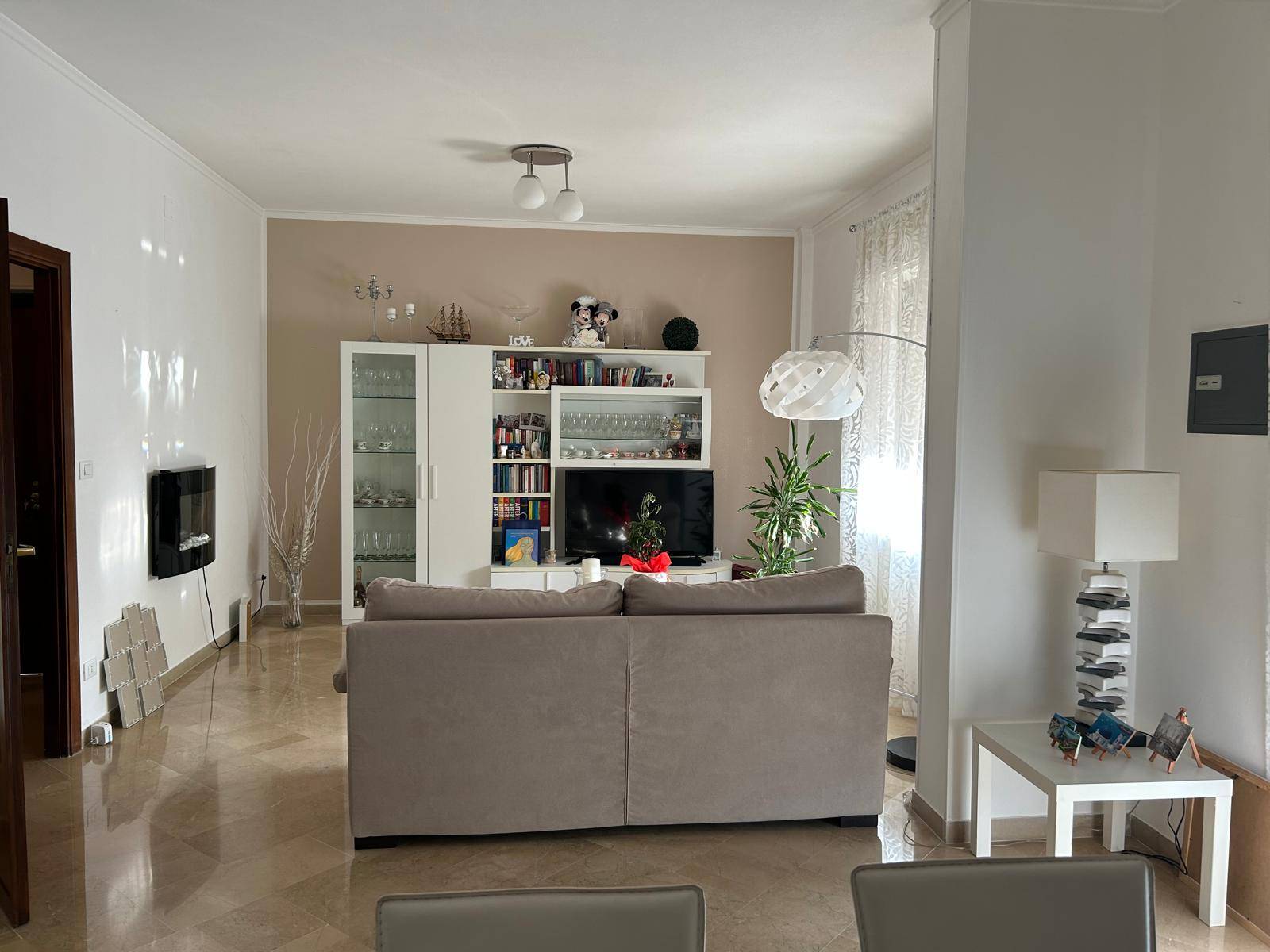 Immagine 14 di Appartamento in vendita  in VIA VERONICA GAMBARA 6 a Palermo