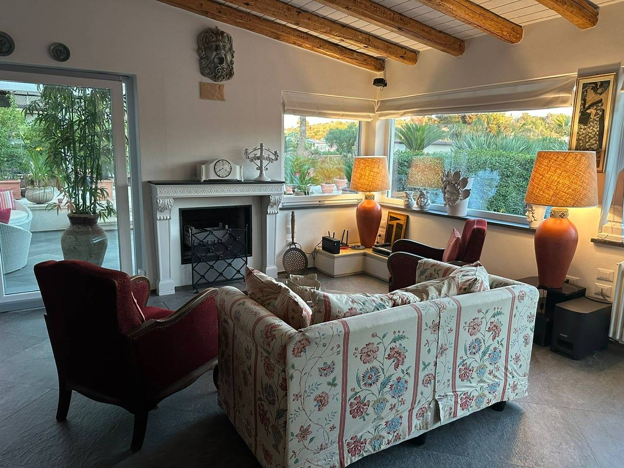 Immagine 17 di Villa in vendita  in CONTRADA OLIASTRELLO snc a Ustica