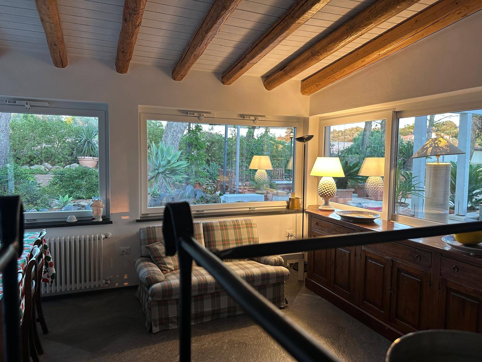 Immagine 21 di Villa in vendita  in CONTRADA OLIASTRELLO snc a Ustica