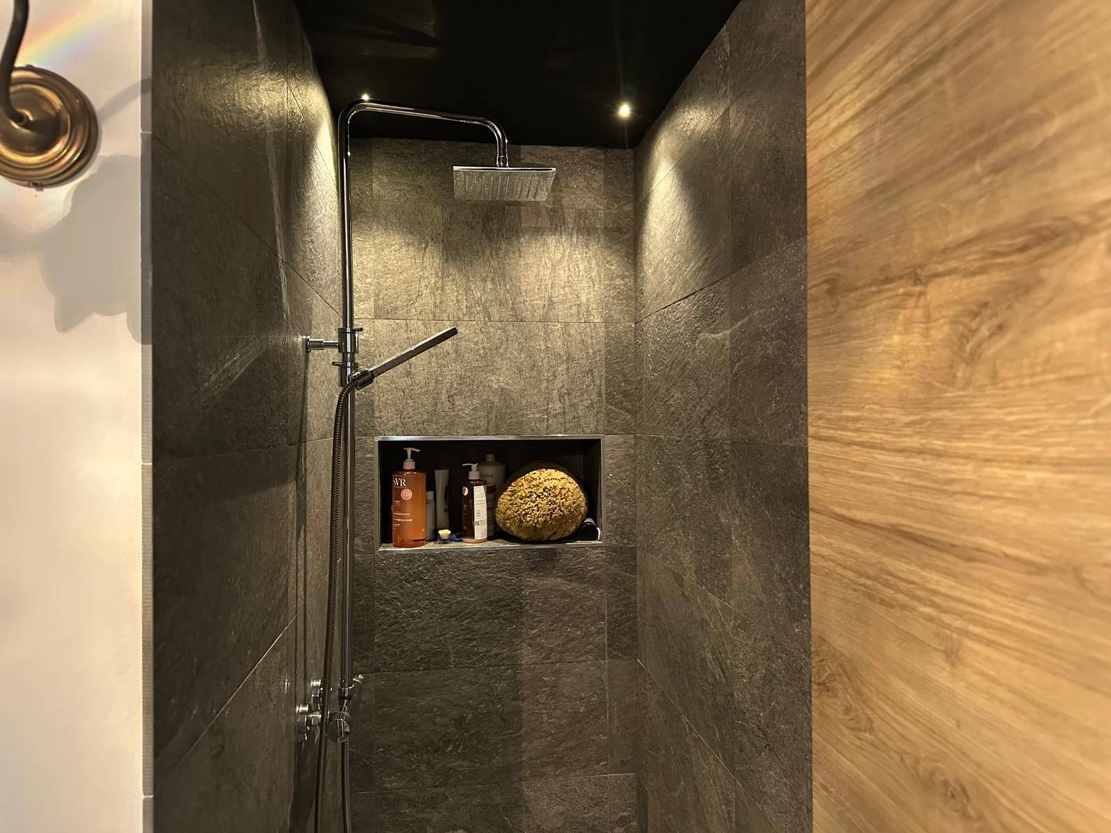 Immagine 40 di Villa in vendita  in CONTRADA OLIASTRELLO snc a Ustica