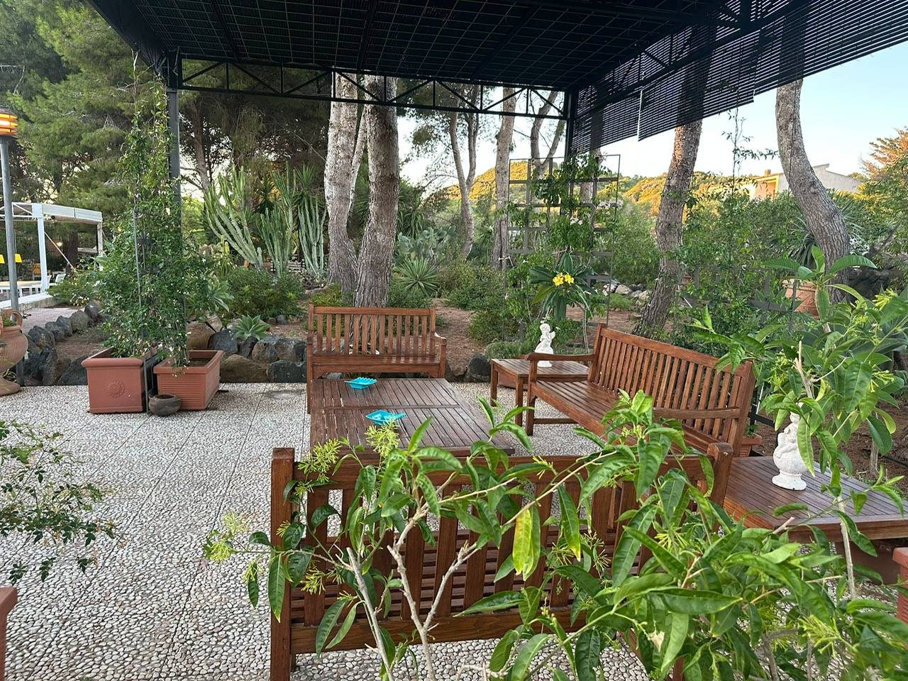 Immagine 76 di Villa in vendita  in CONTRADA OLIASTRELLO snc a Ustica