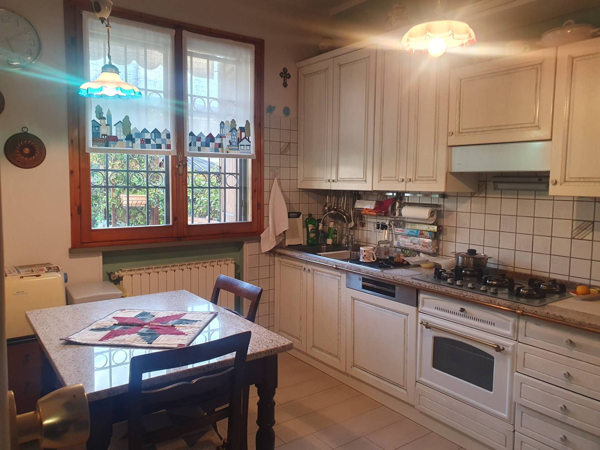 Immagine 5 di Villa in vendita  a Sassuolo