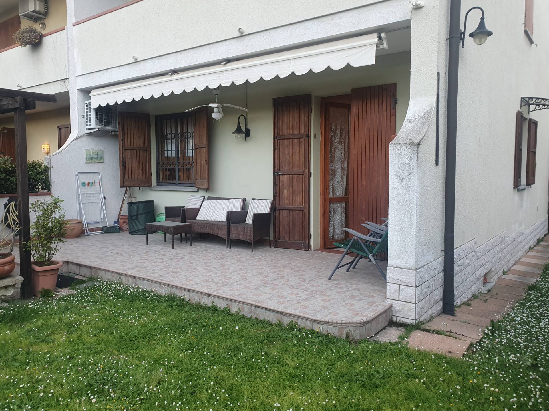 Immagine 2 di Villa in vendita  a Sassuolo