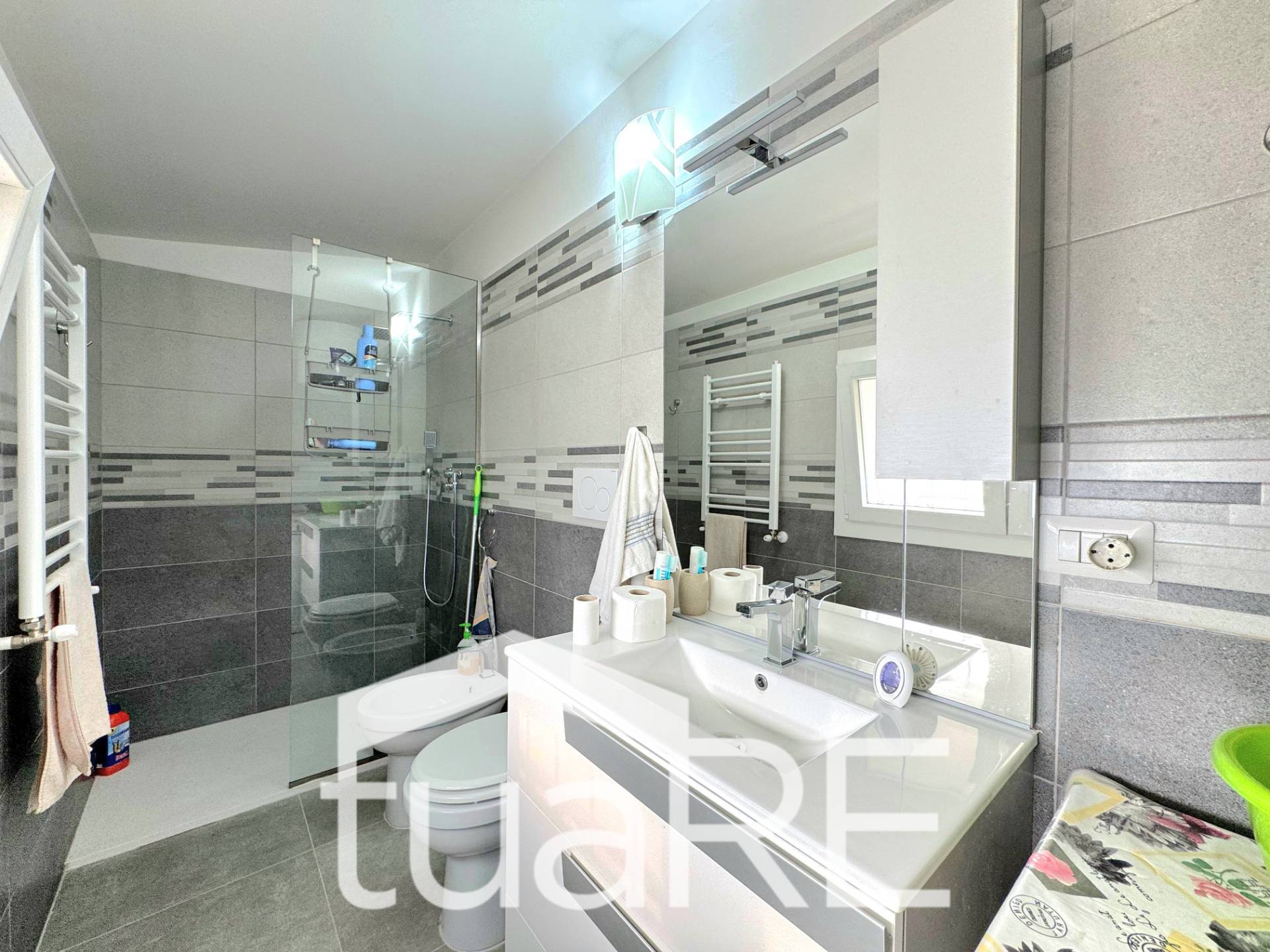 Immagine 36 di Villa in vendita  in via di valle caprara a Castel Madama