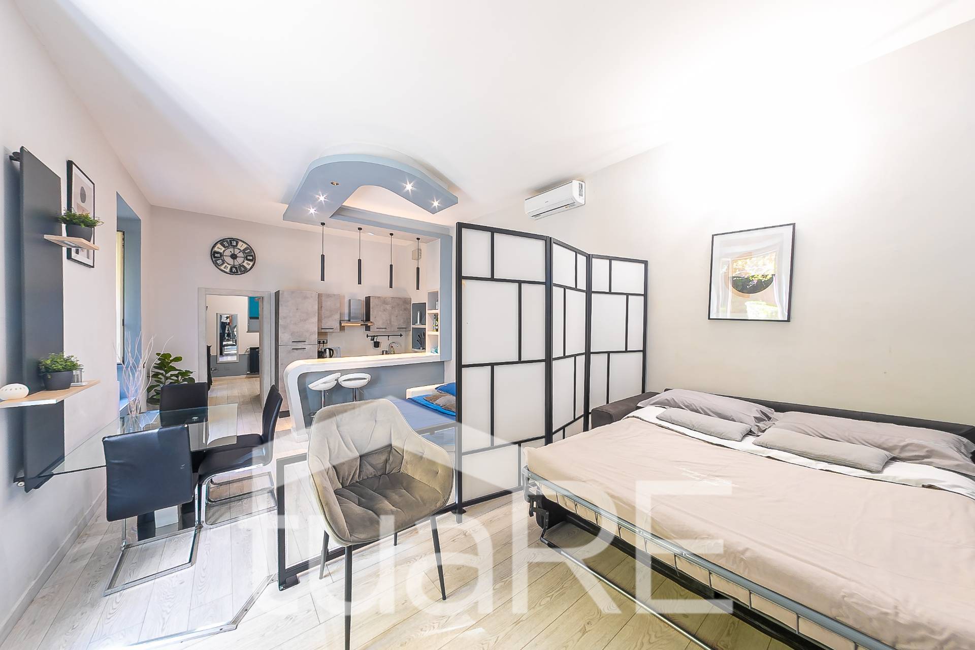 Immagine 15 di Appartamento in vendita  in Via Cunfida a Roma