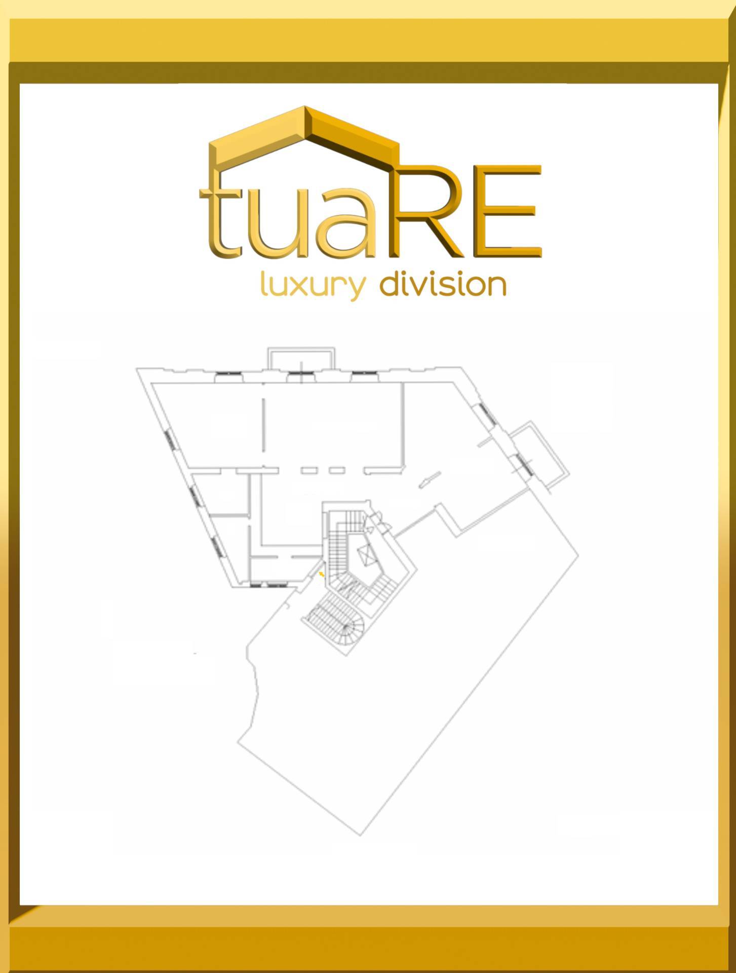 Immagine 35 di Appartamento in vendita  in Via Bergamo a Roma