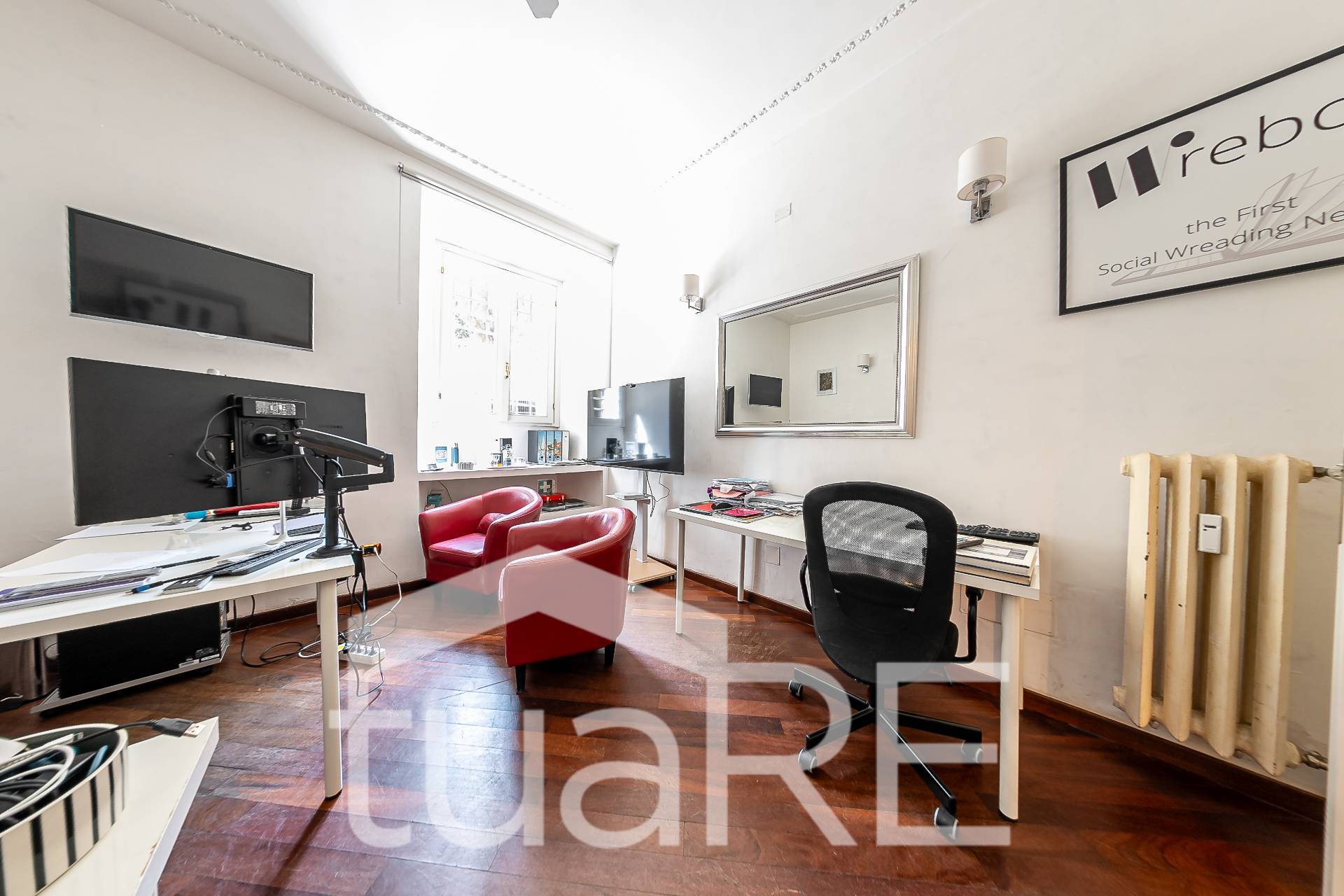 Immagine 11 di Appartamento in vendita  in Viale Bruno Buozzi a Roma