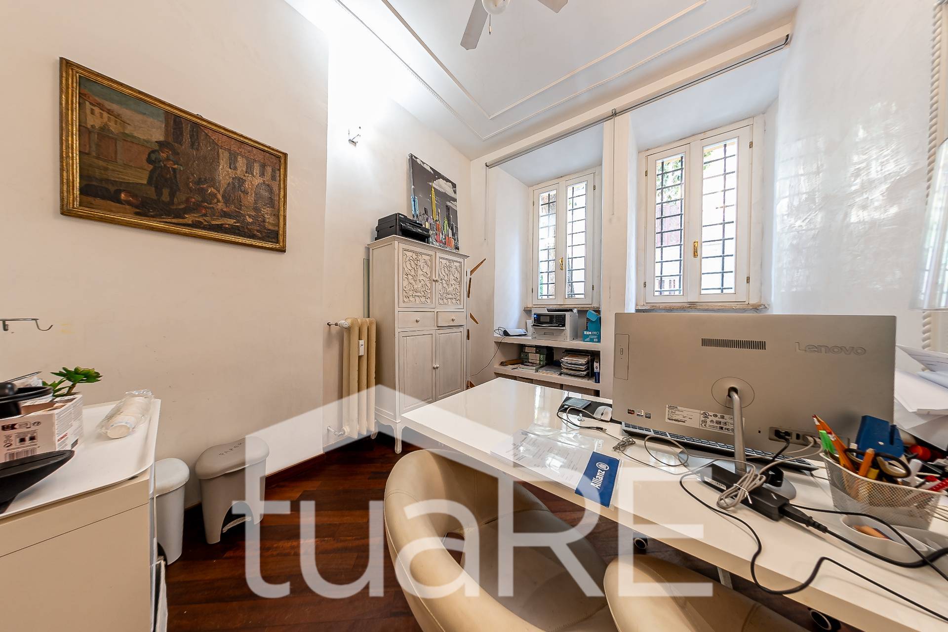 Immagine 12 di Appartamento in vendita  in Viale Bruno Buozzi a Roma