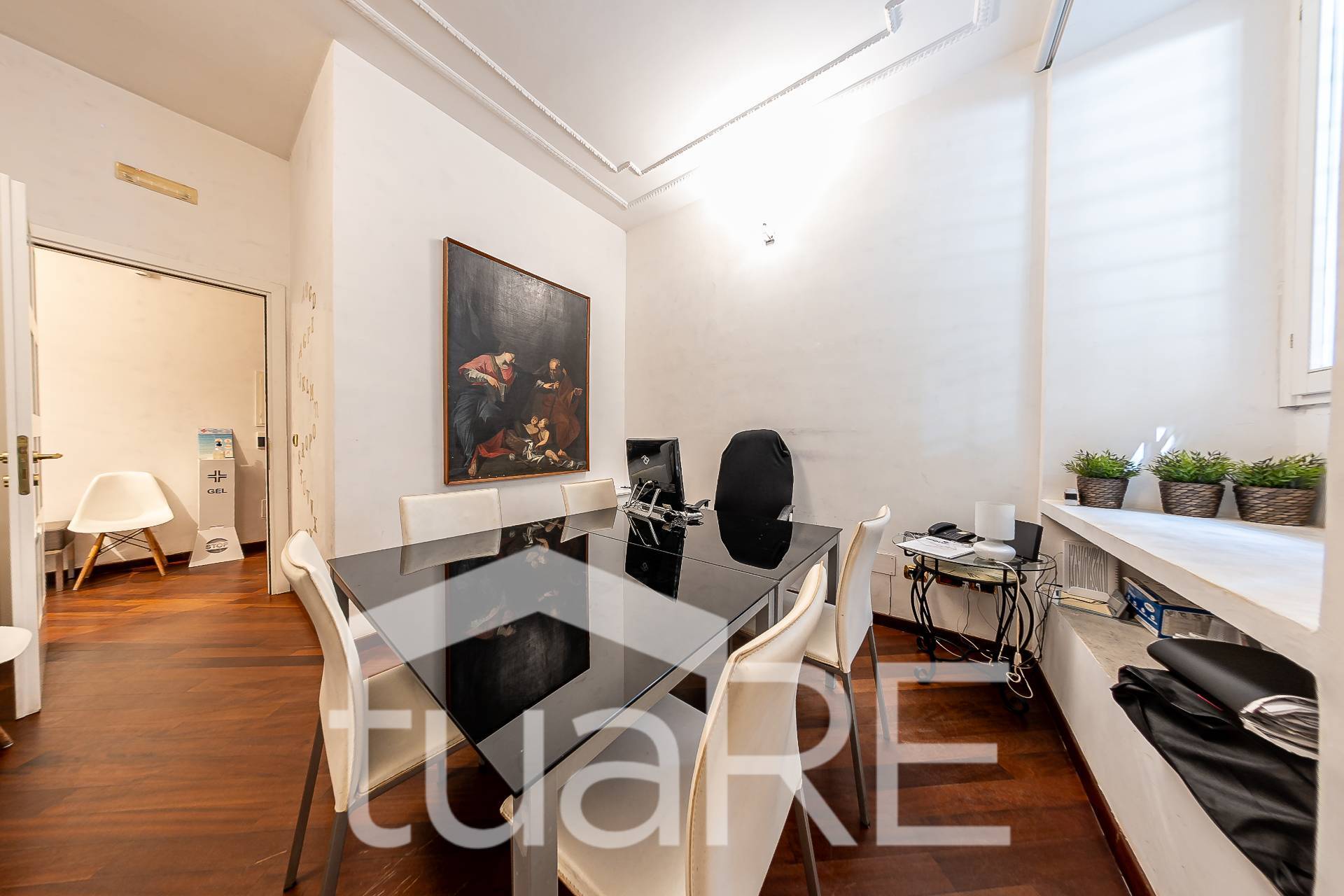 Immagine 13 di Appartamento in vendita  in Viale Bruno Buozzi a Roma