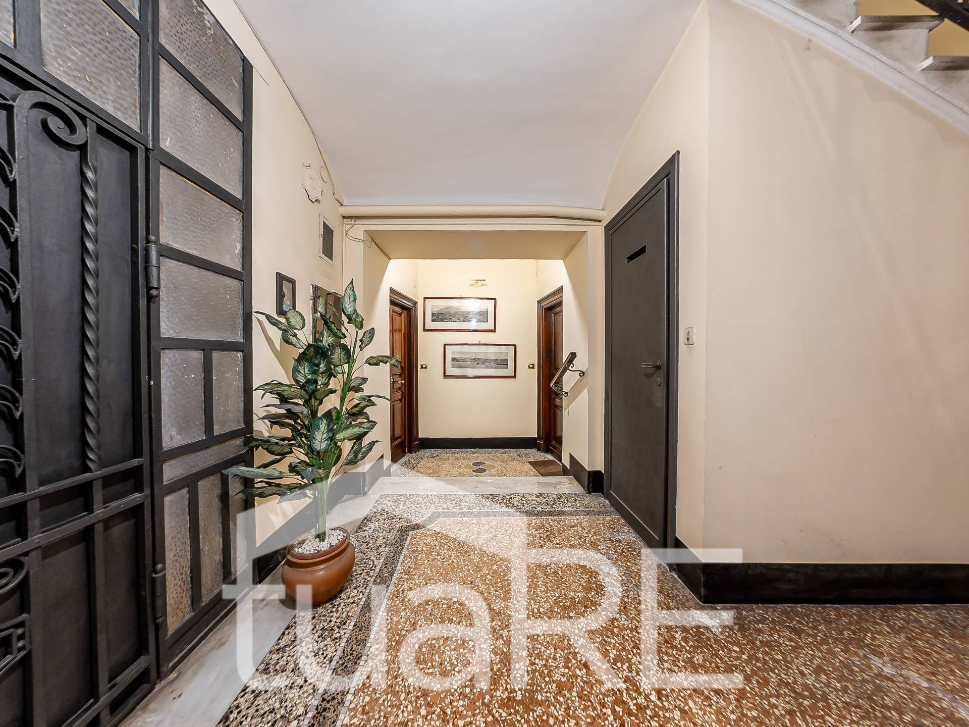 Immagine 19 di Appartamento in vendita  in Viale Bruno Buozzi a Roma